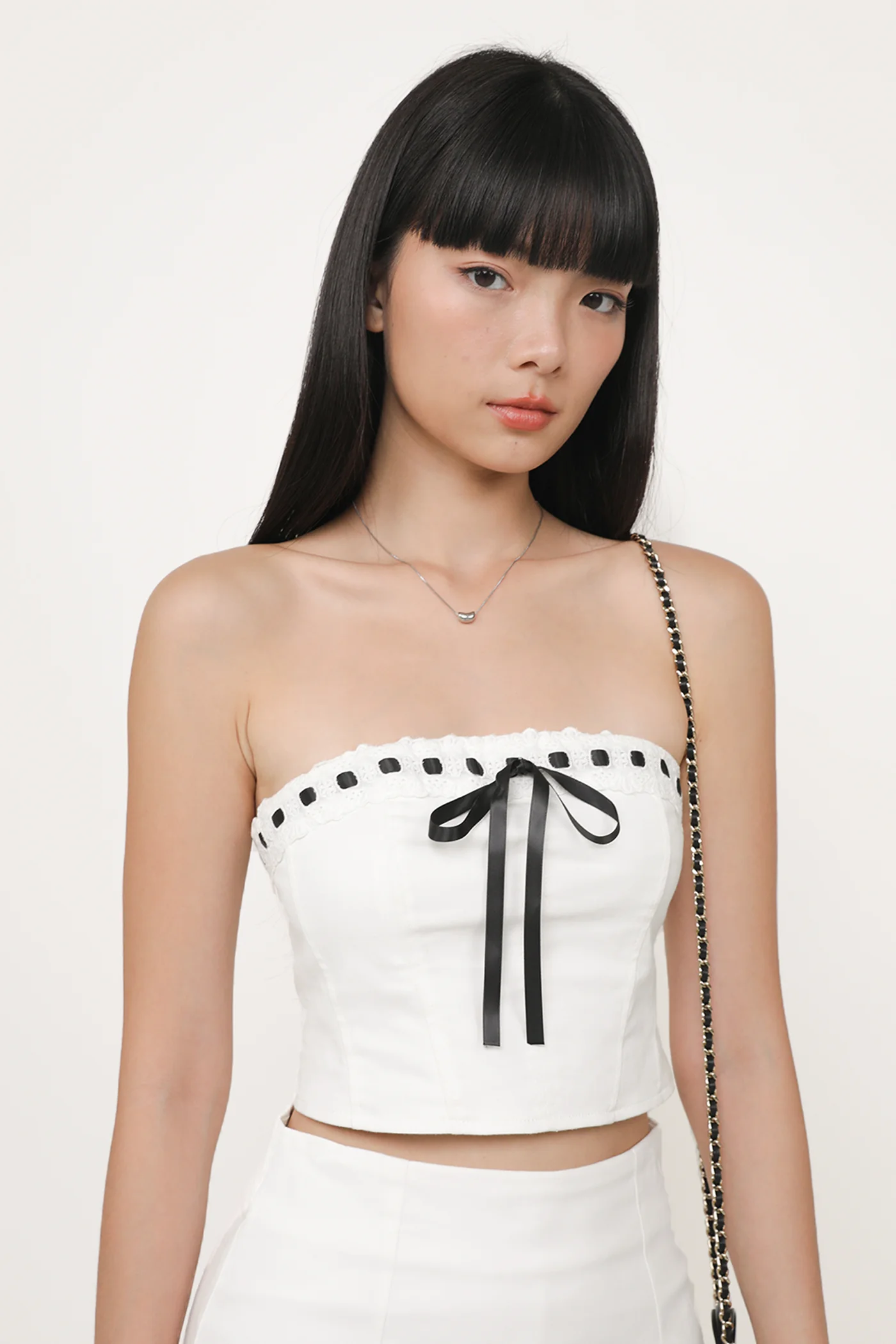 Anne Ribbon Embroidery Tube Top - Image 3
