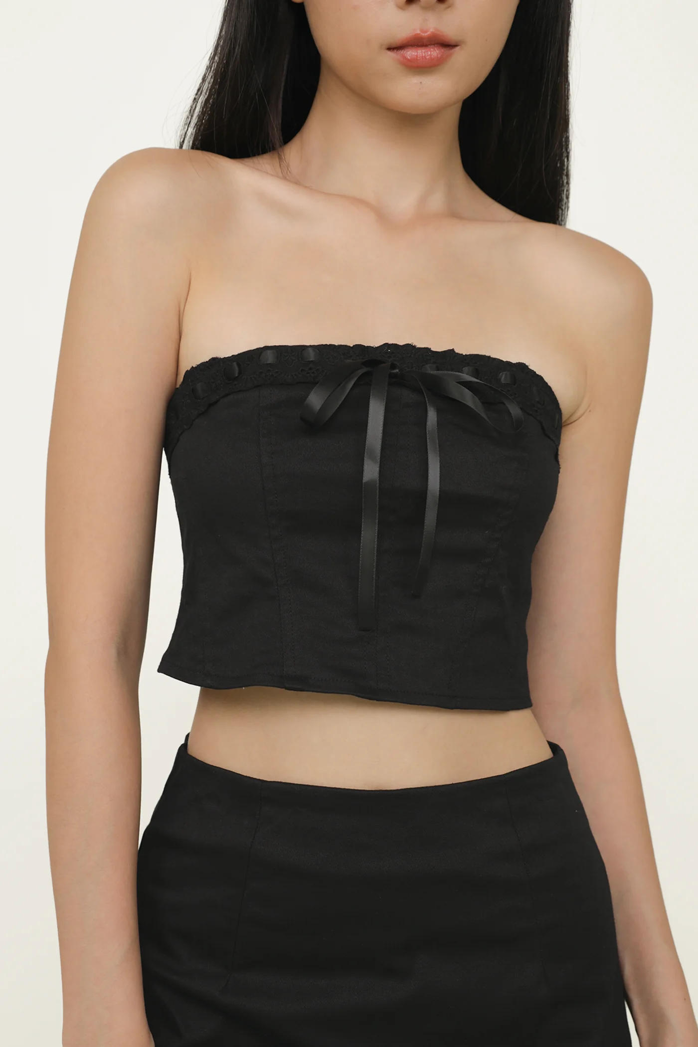 Anne Ribbon Embroidery Tube Top - Image 8