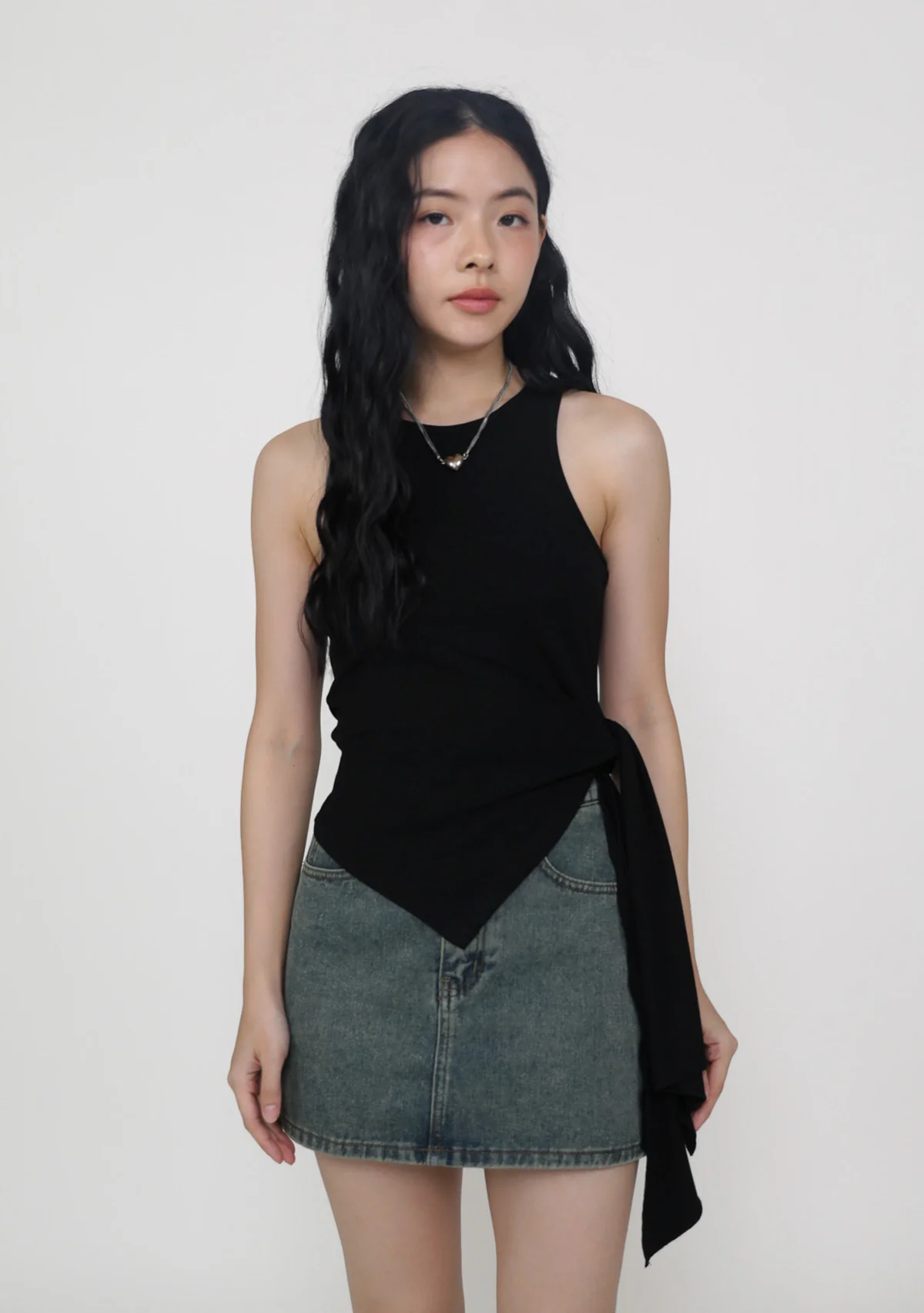 Maray Asymmetrical Knot Front Top - Image 10