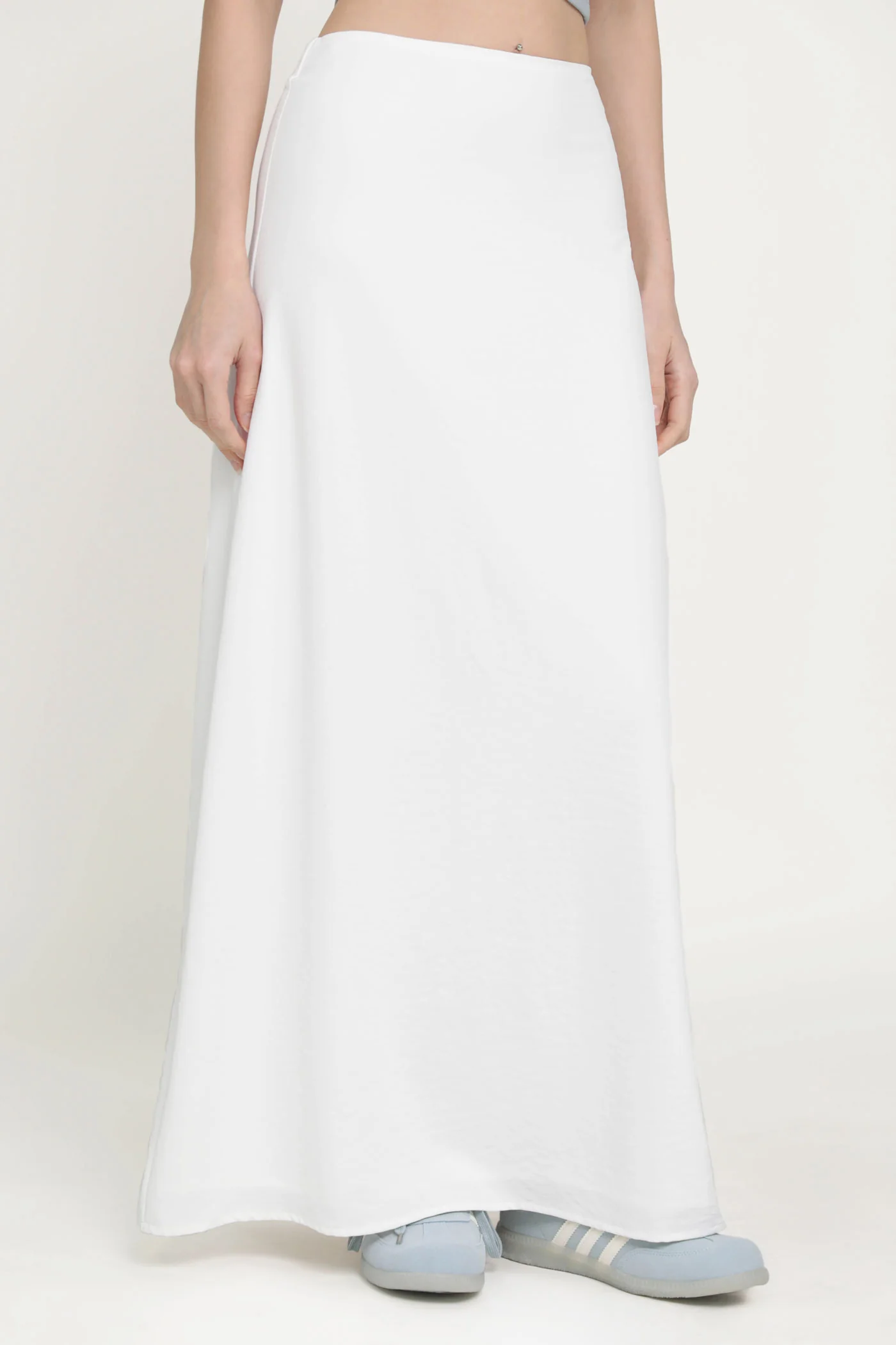 Beatrice Textured Maxi Skirt - Image 10