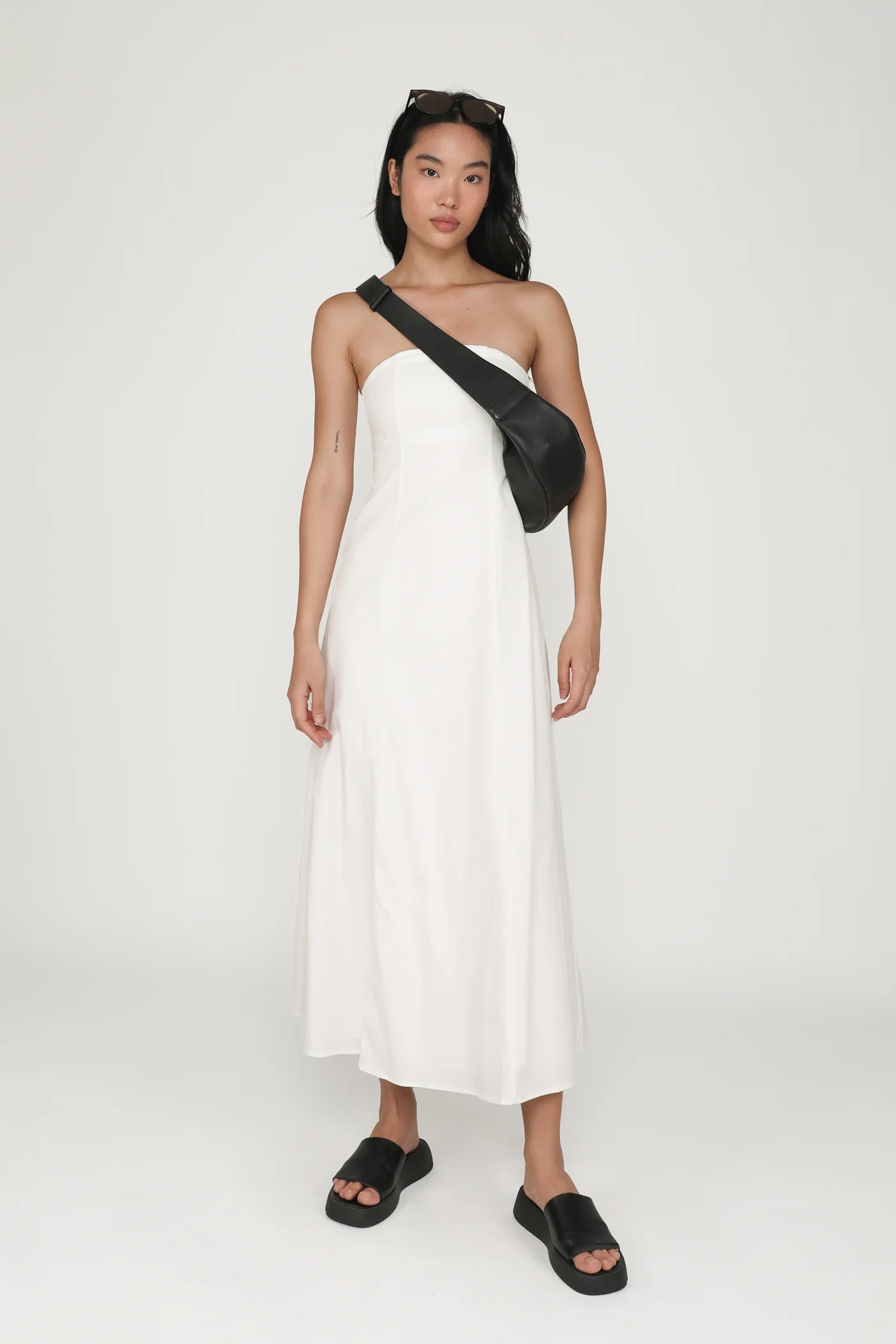 Brenda Linen Tube Padded Maxi Dress - Image 13