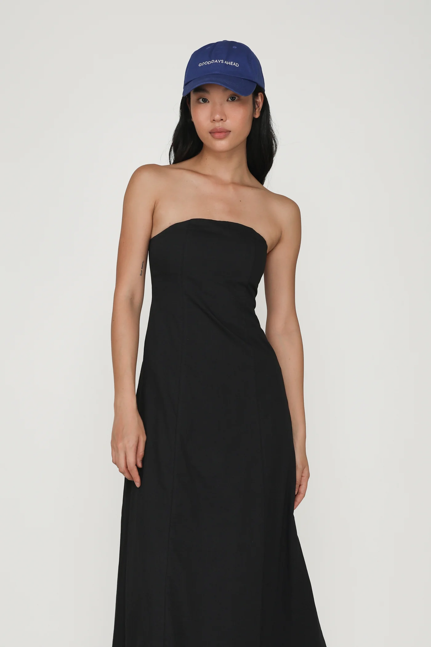 Brenda Linen Tube Padded Maxi Dress - Image 2