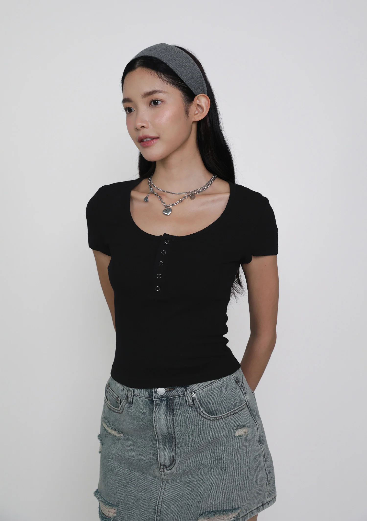 Bonnie Button Basic Top - Image 14