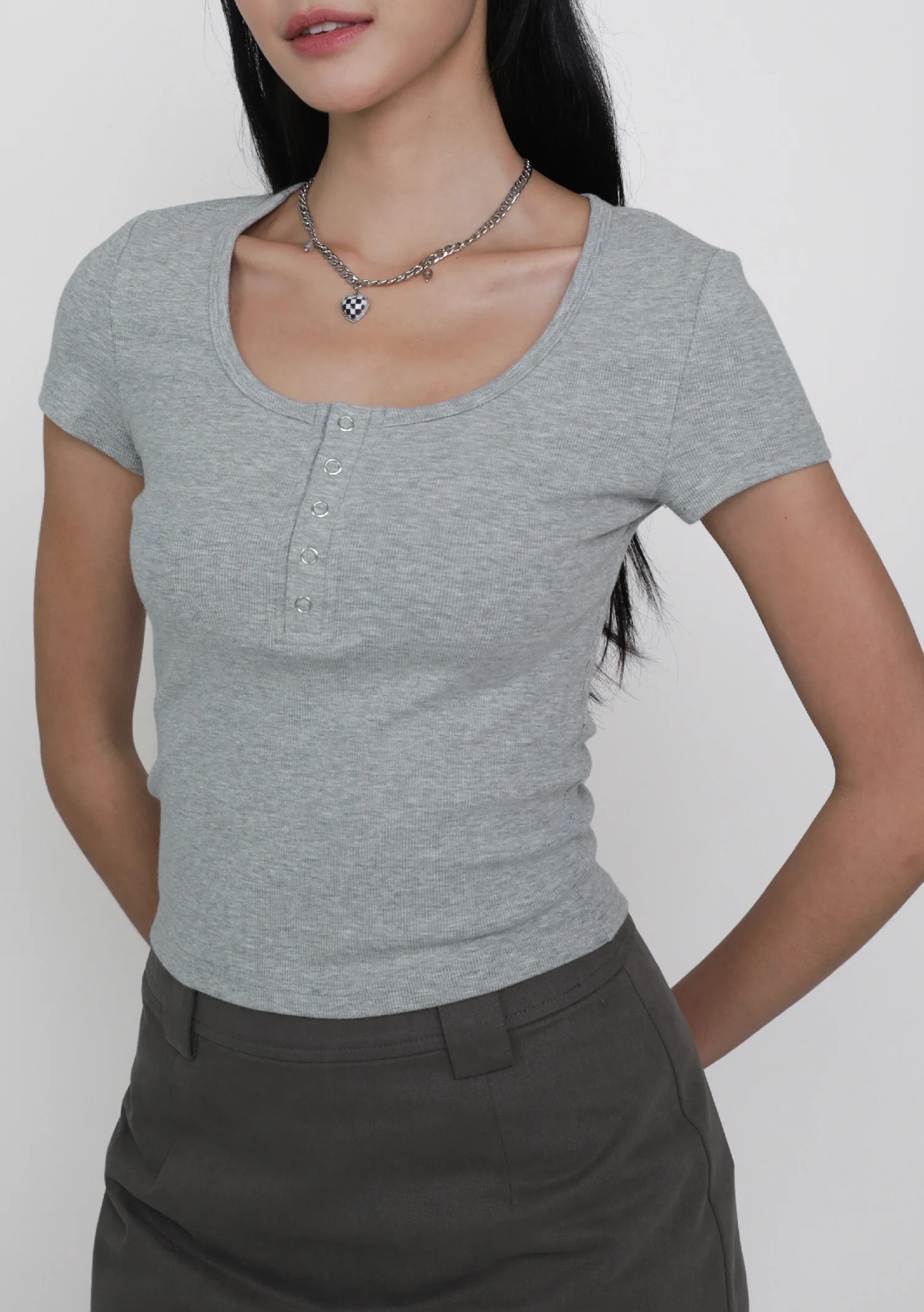 Bonnie Button Basic Top - Image 21