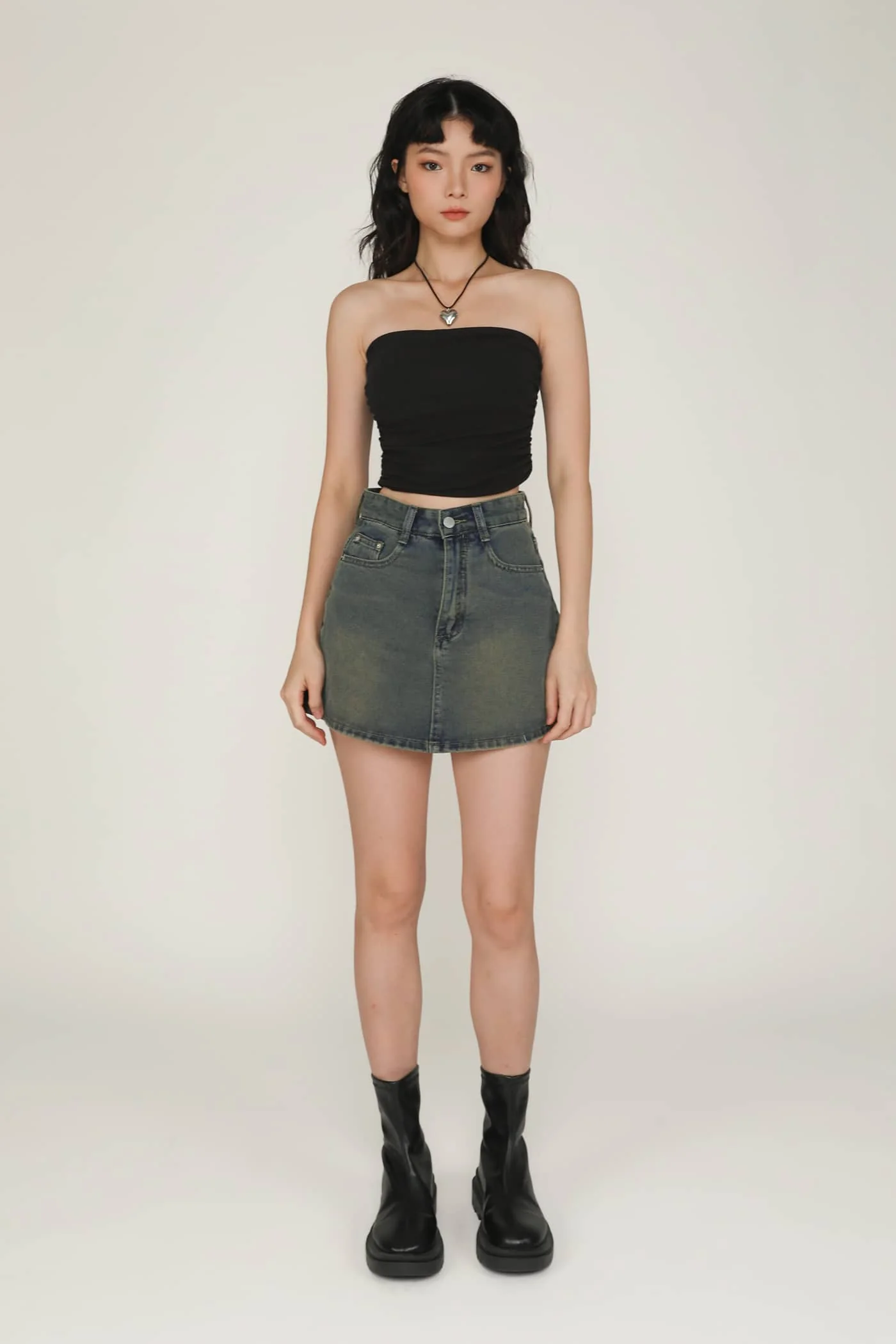 Chelle Ruched Tube Padded Top - Image 6