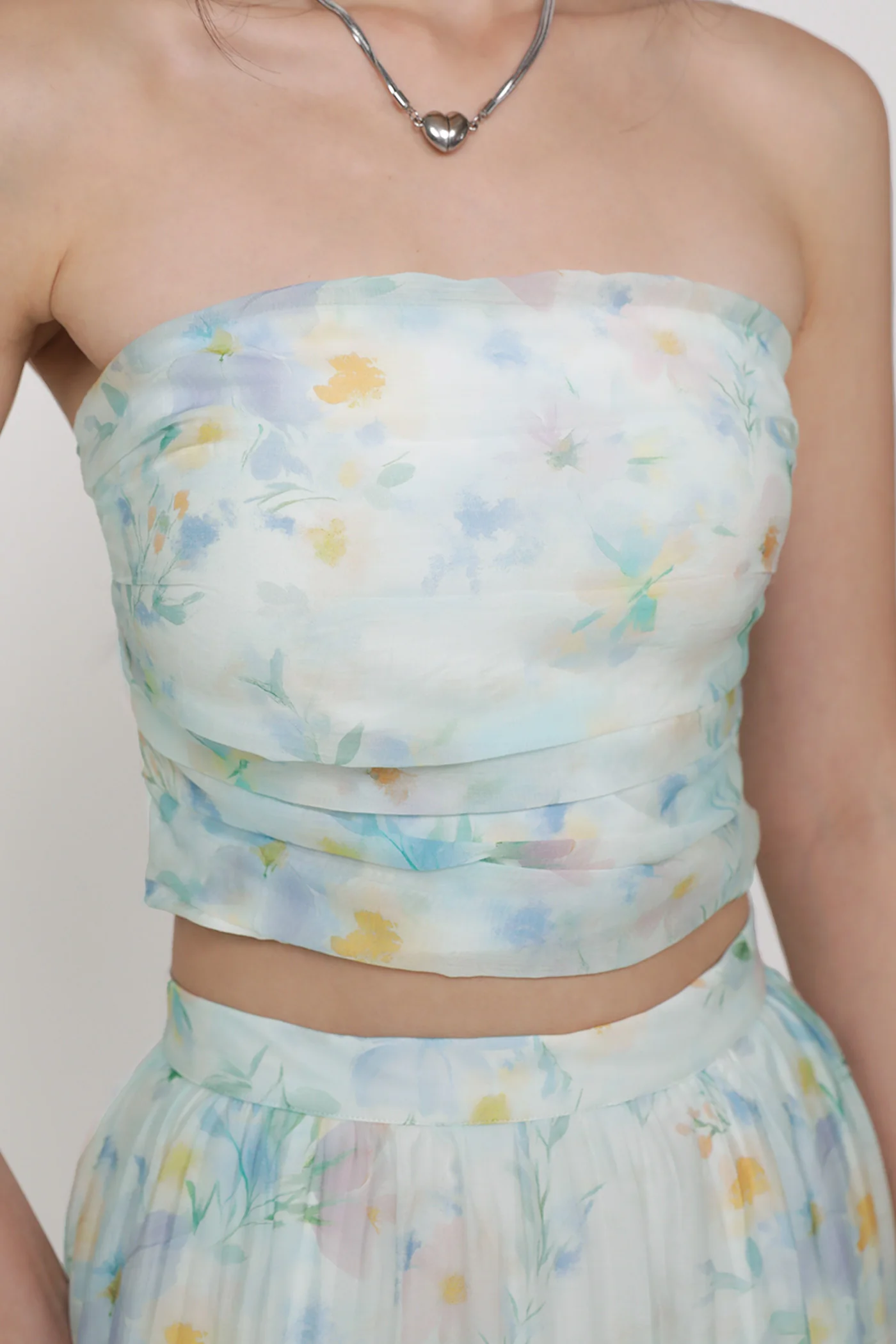 Darleen Ruched Tube Padded Top - Image 4