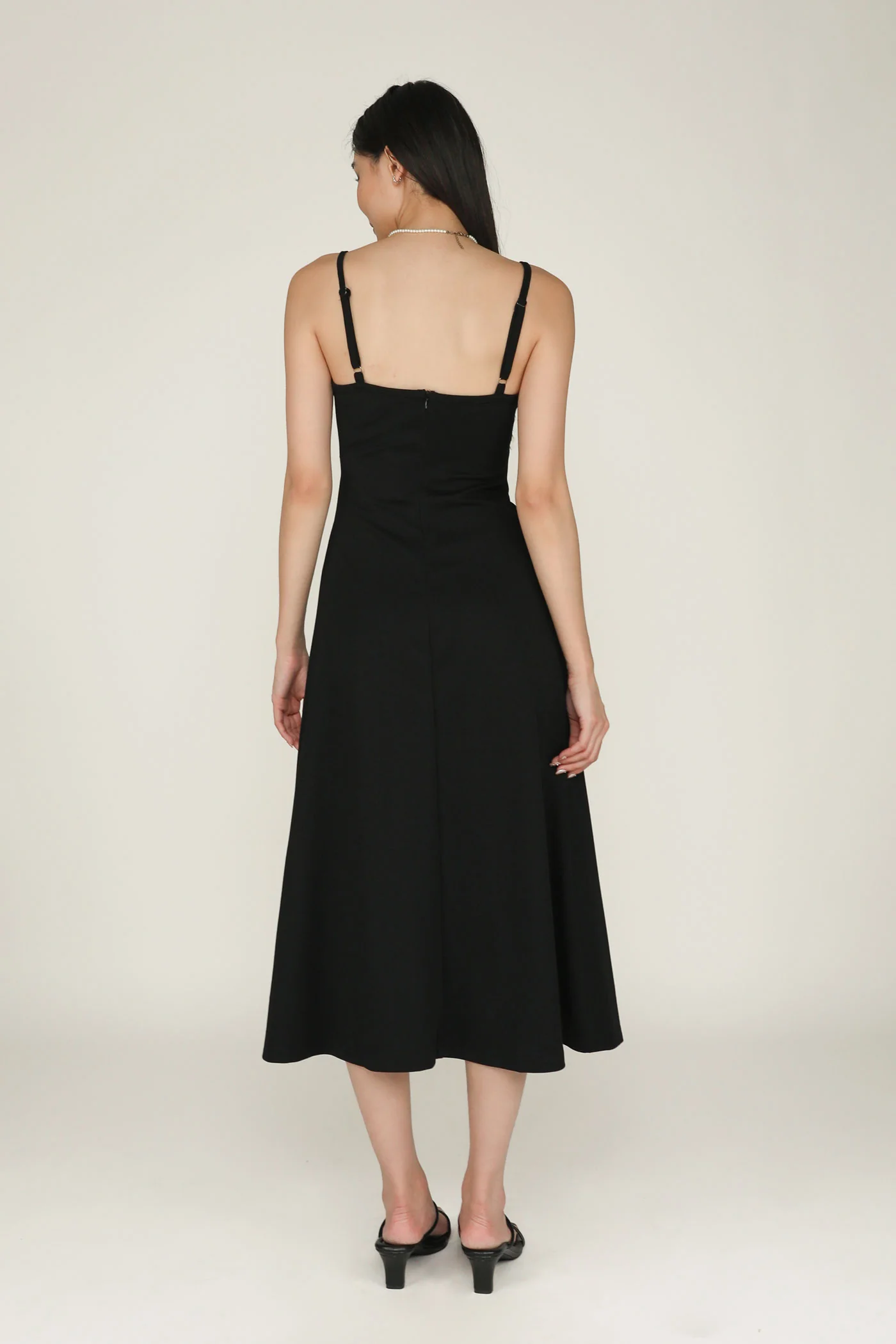 Davonne Ruched Side Flare Maxi Dress - Image 7