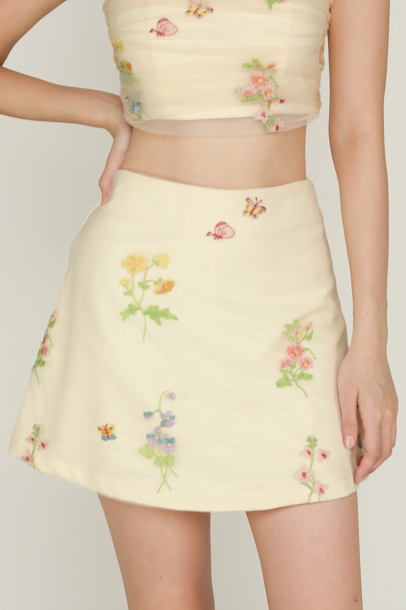 Dewi Embroidery Mesh Skorts - Image 9