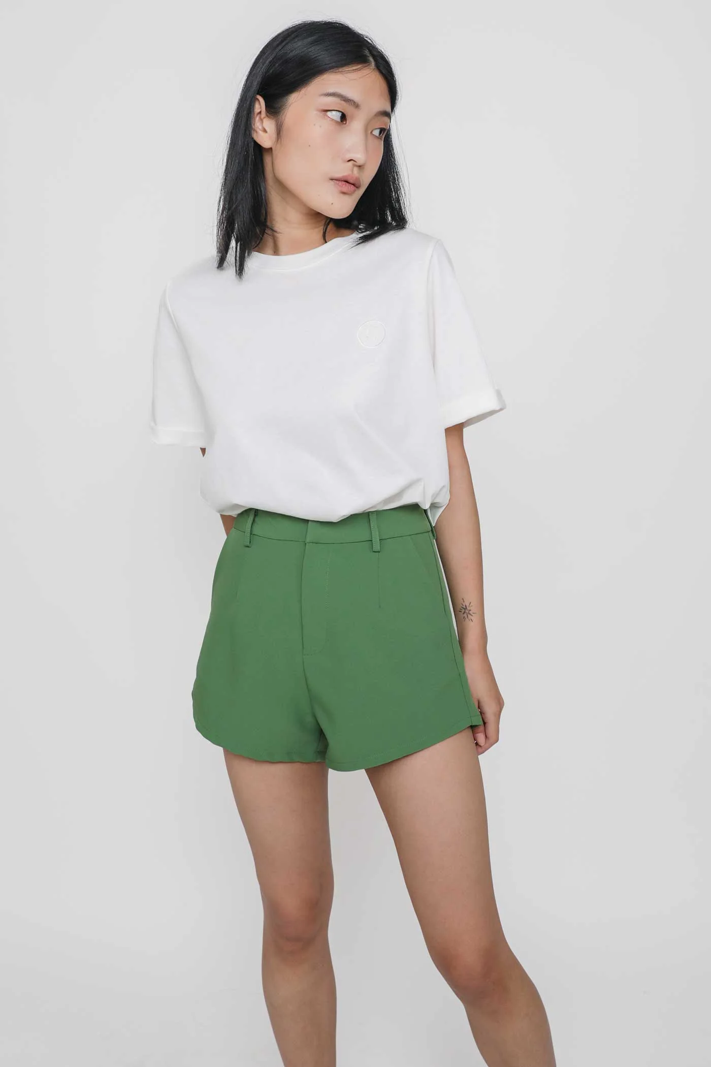Drew Curved Hem Shorts - Image 12