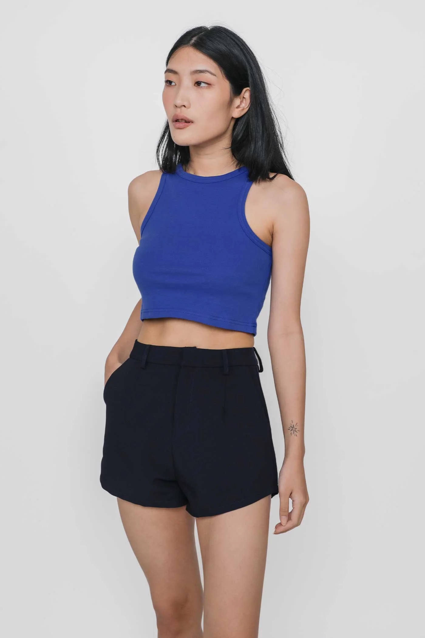 Drew Curved Hem Shorts - Image 17