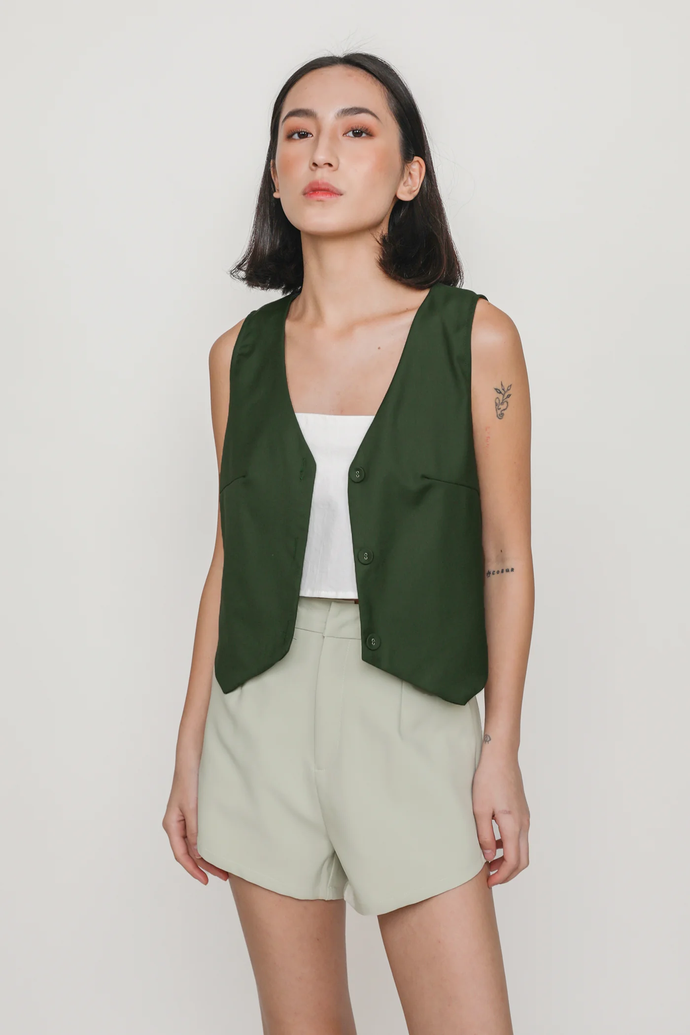 Drew Curved Hem Shorts - Image 39