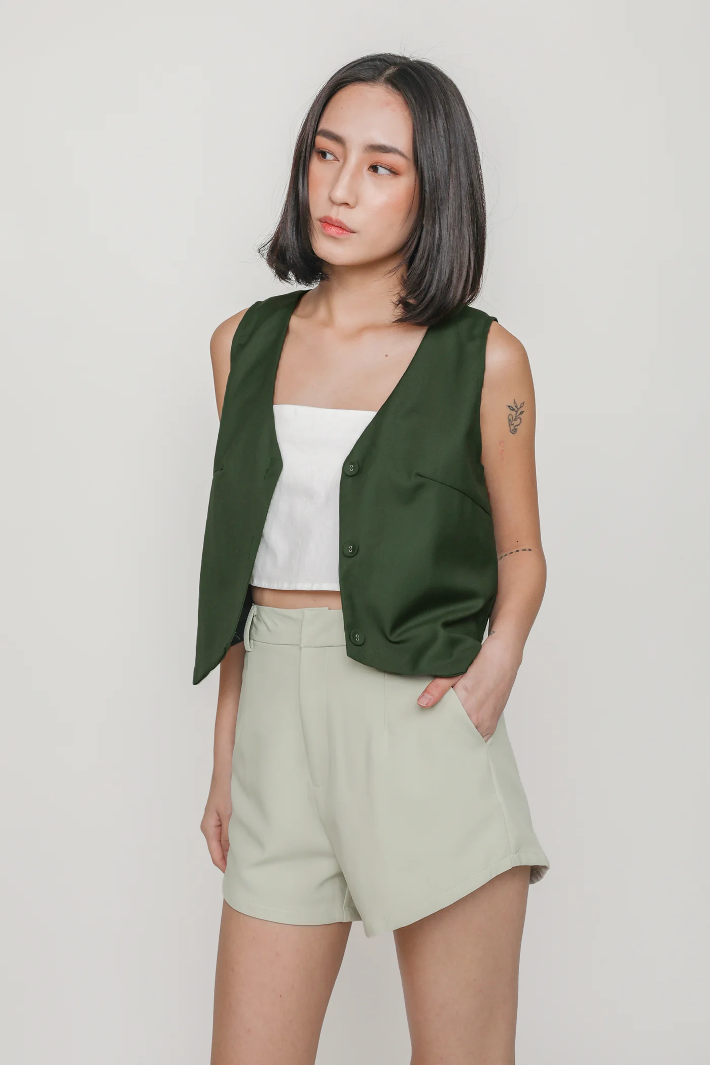 Drew Curved Hem Shorts - Image 40