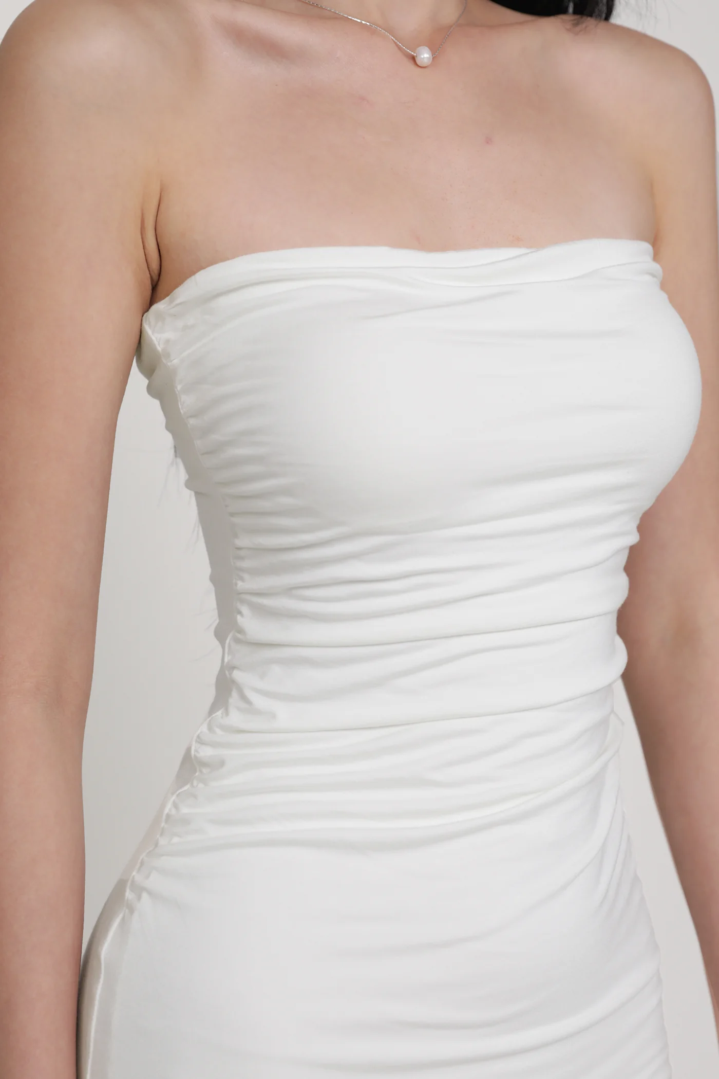 Dyllis Ruched Tube Padded Maxi Dress - Image 11