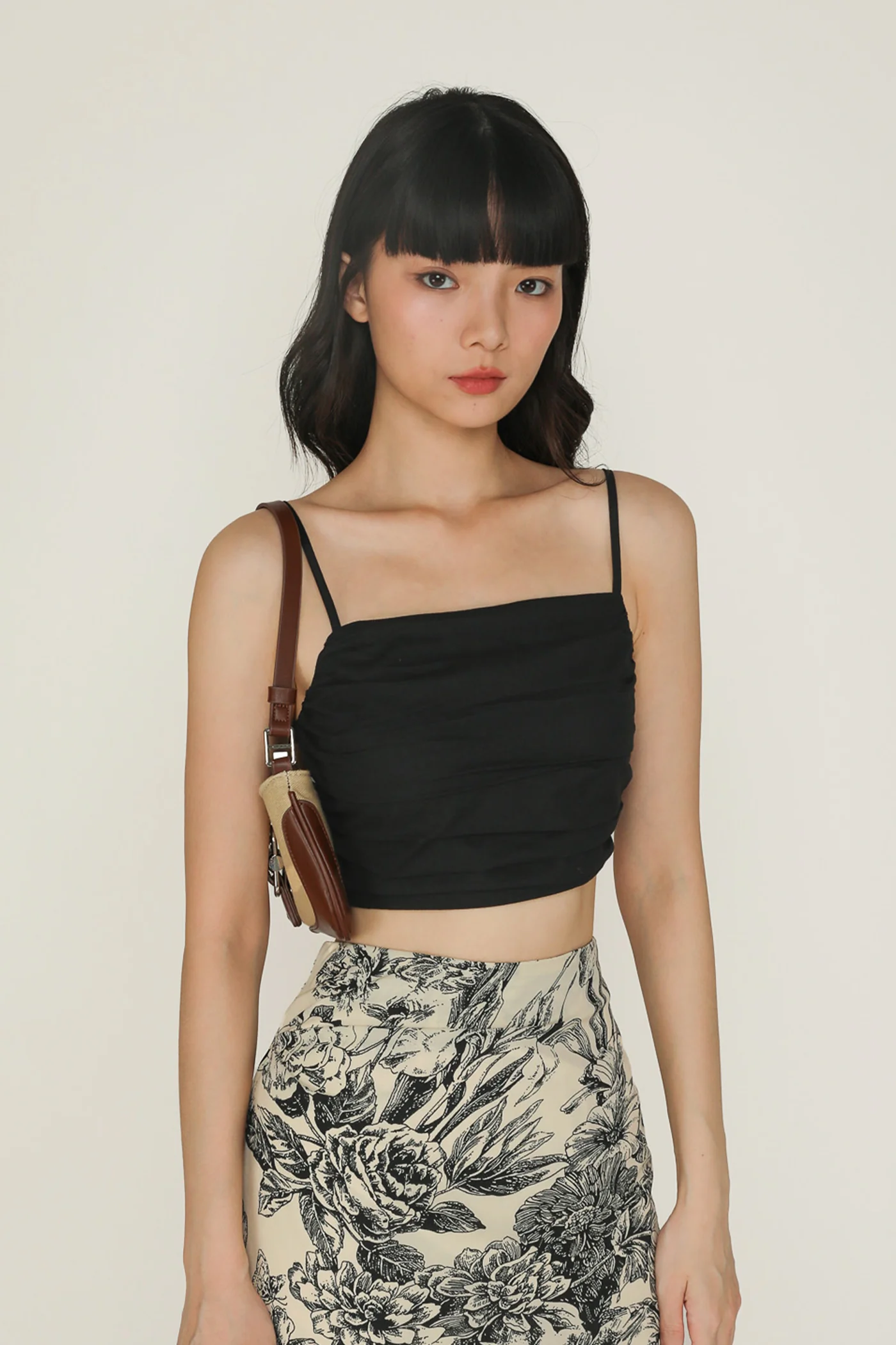 Eryn Ruched Side Crop Top - Image 8