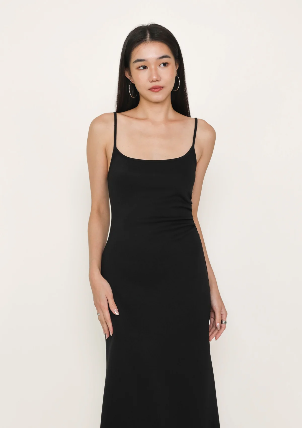 Sara Ruched Padded Maxi Dress - Image 4