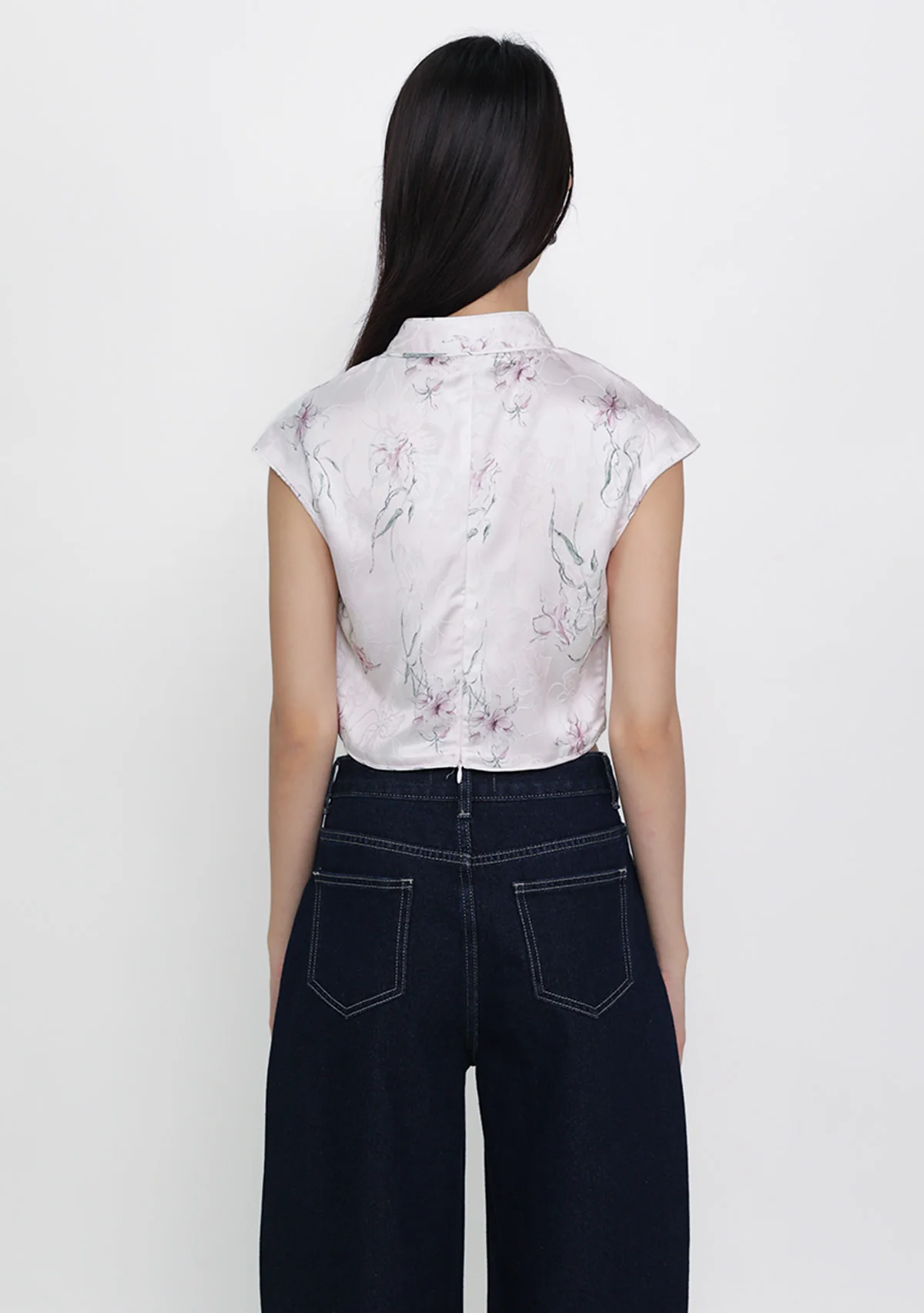 Ethna Mandarin Collar Button Top (Floral) - Image 11