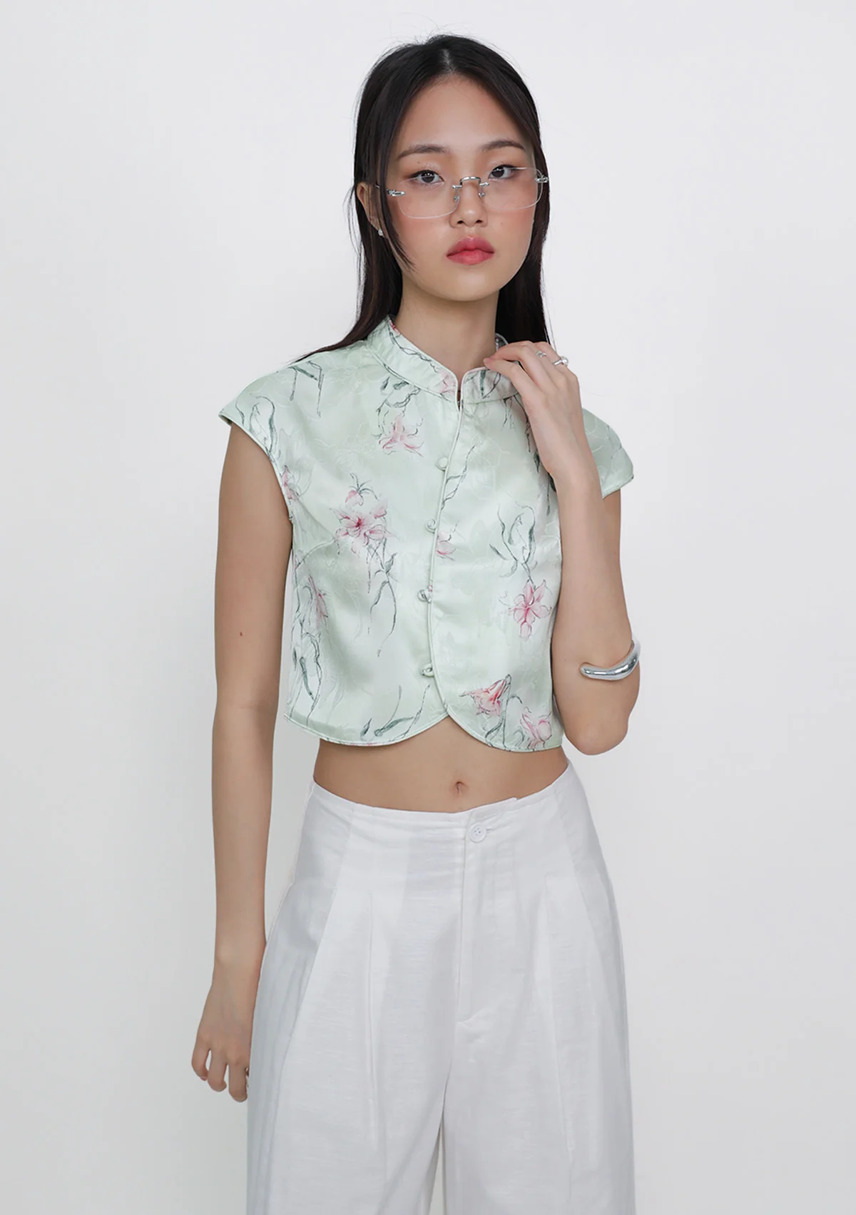 Ethna Mandarin Collar Button Top (Floral) - Image 3