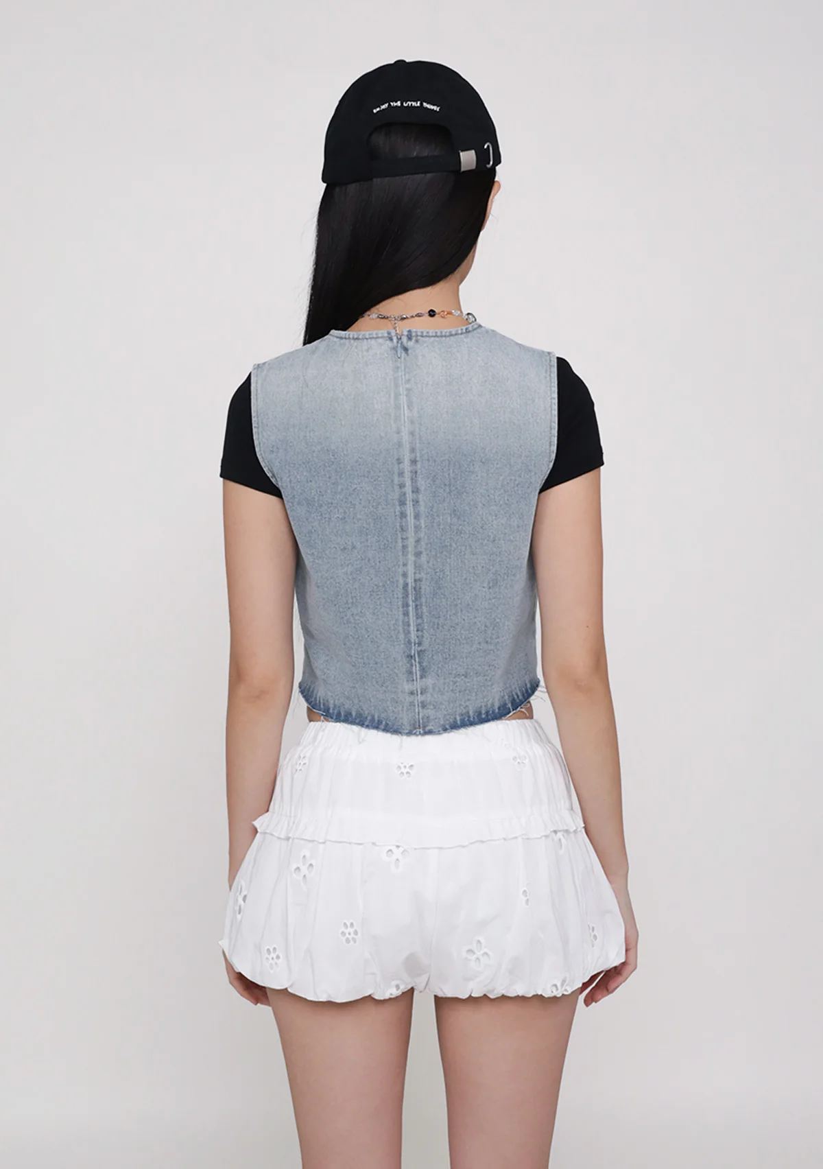 Jinny Eyelet Bubble Shorts - Image 22