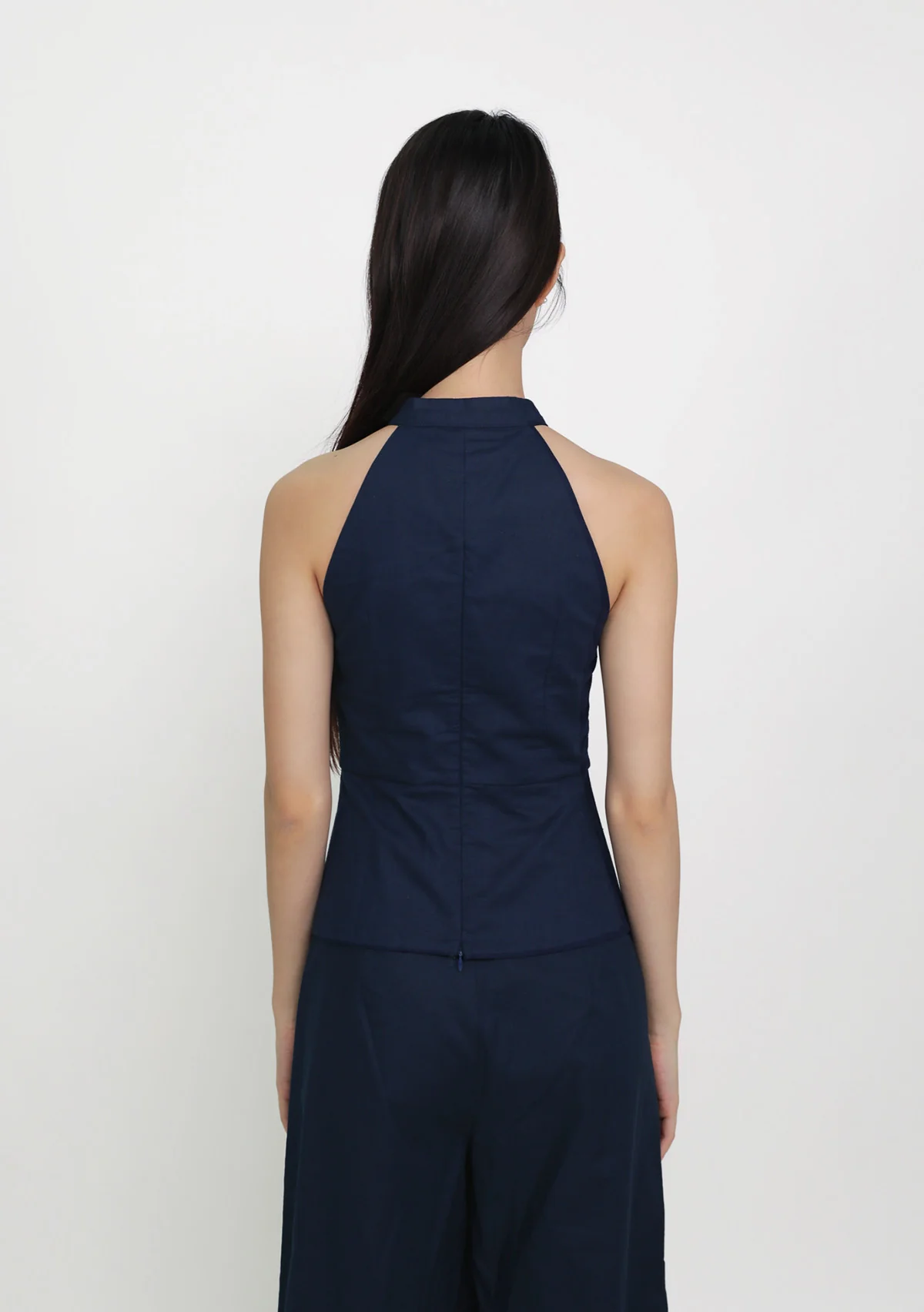 Fang Keyhole Qipao Halter Top - Image 11