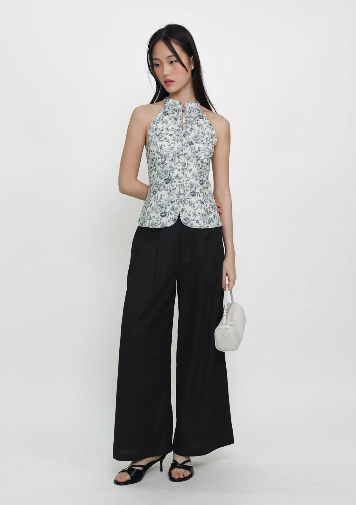Fang Keyhole Qipao Halter Top (Floral) - Image 3