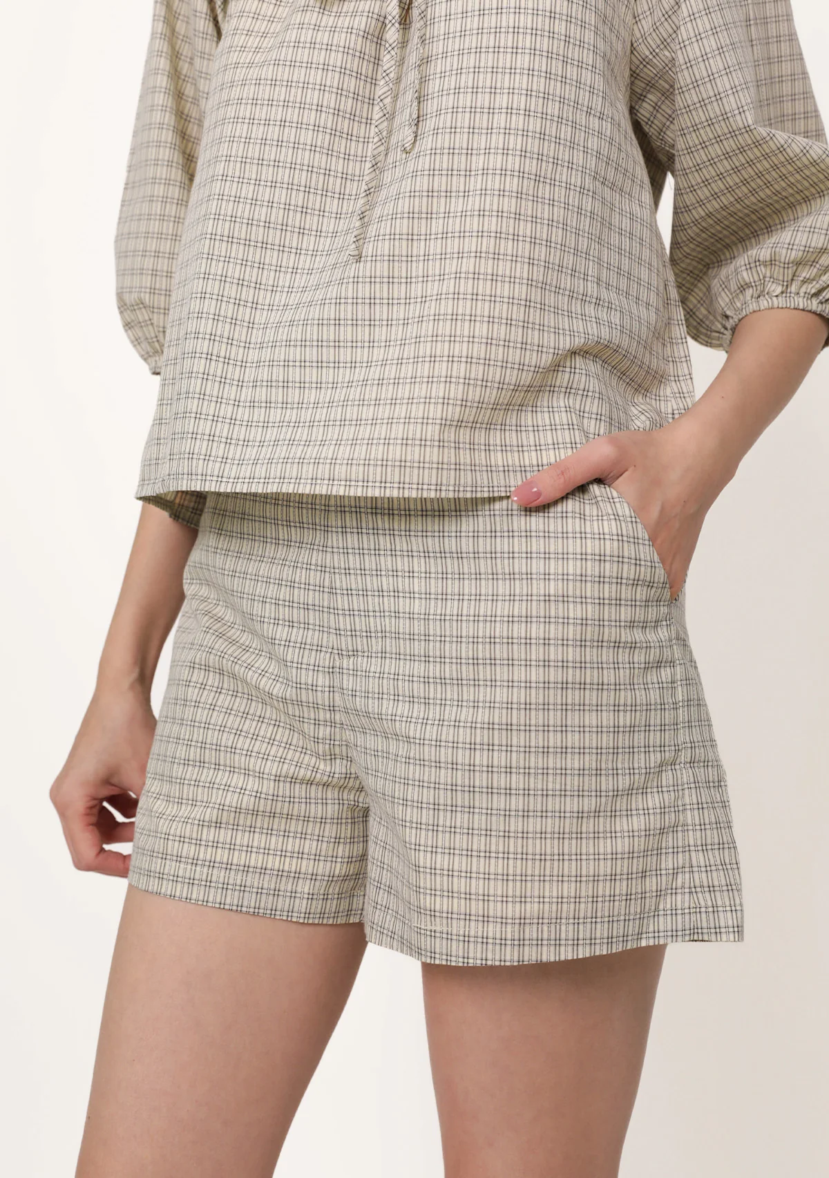 Frankie Tailored Shorts (Plaid) - Image 5