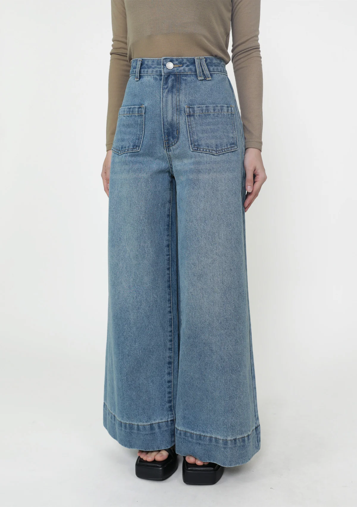 Clark Front Pocket Wide Leg Denim Jeans - Image 4