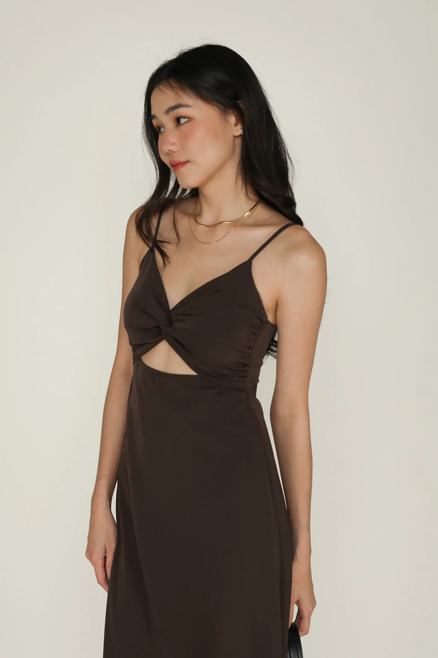 Giana Twist Front Padded Midi Dress - Image 3