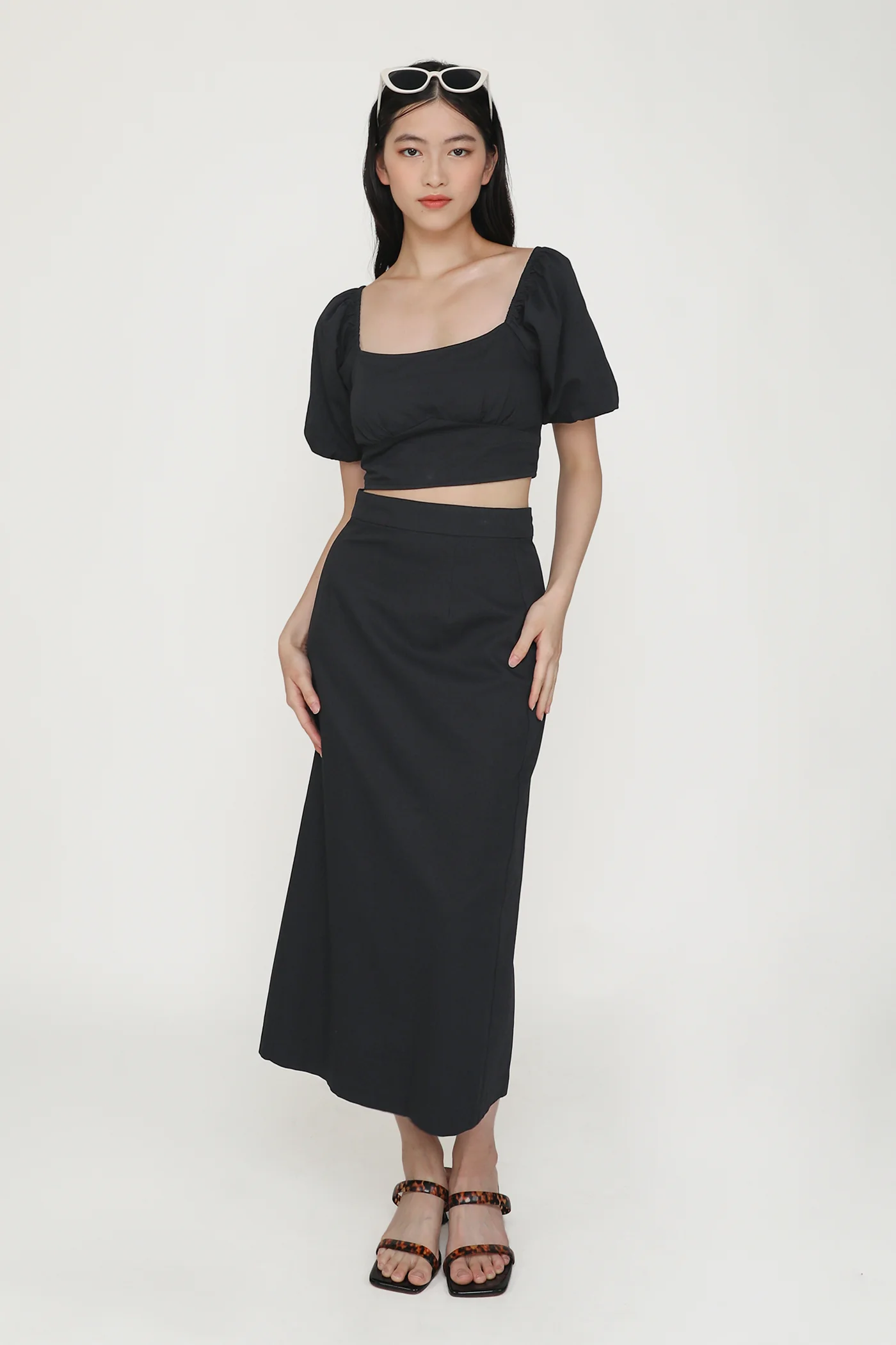 Gilda Linen Midi Skirt - Image 10