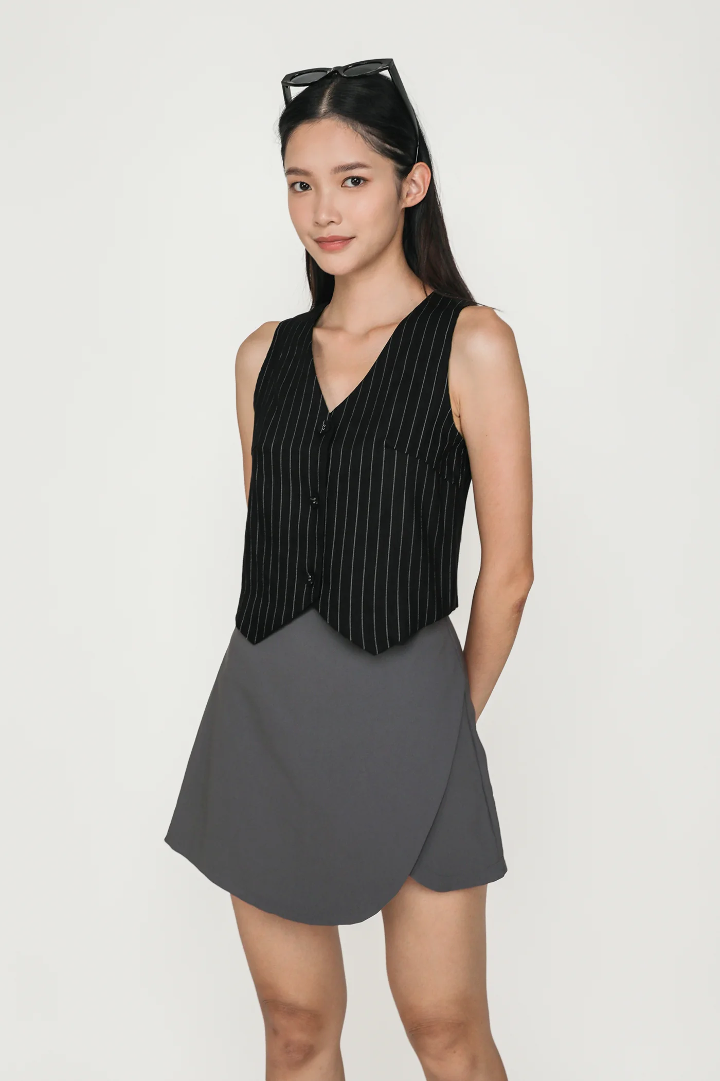 Giovanni Curved Hem Skorts - Image 16