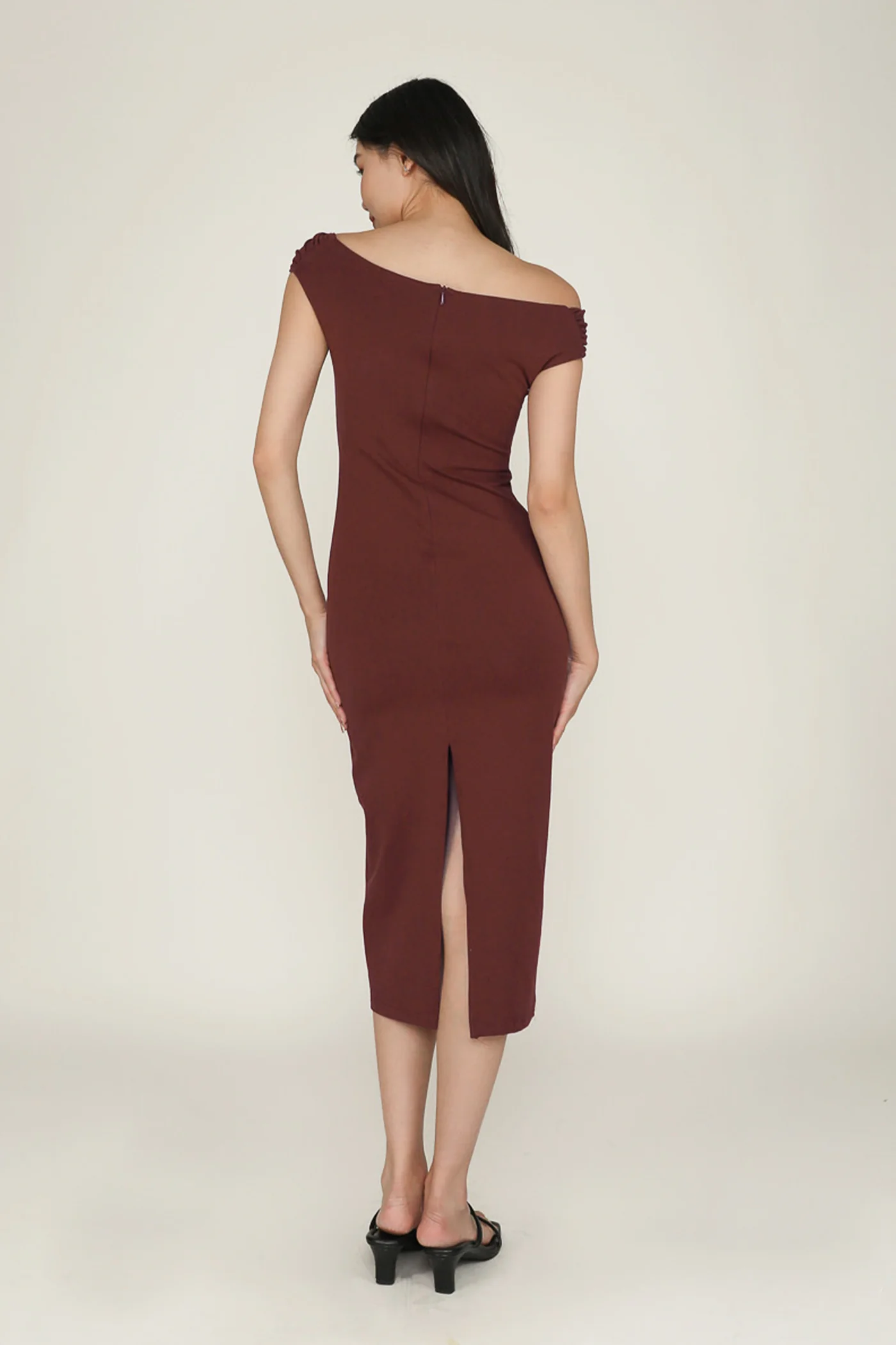 Helena Asymmetrical Shoulder Maxi Dress - Image 14
