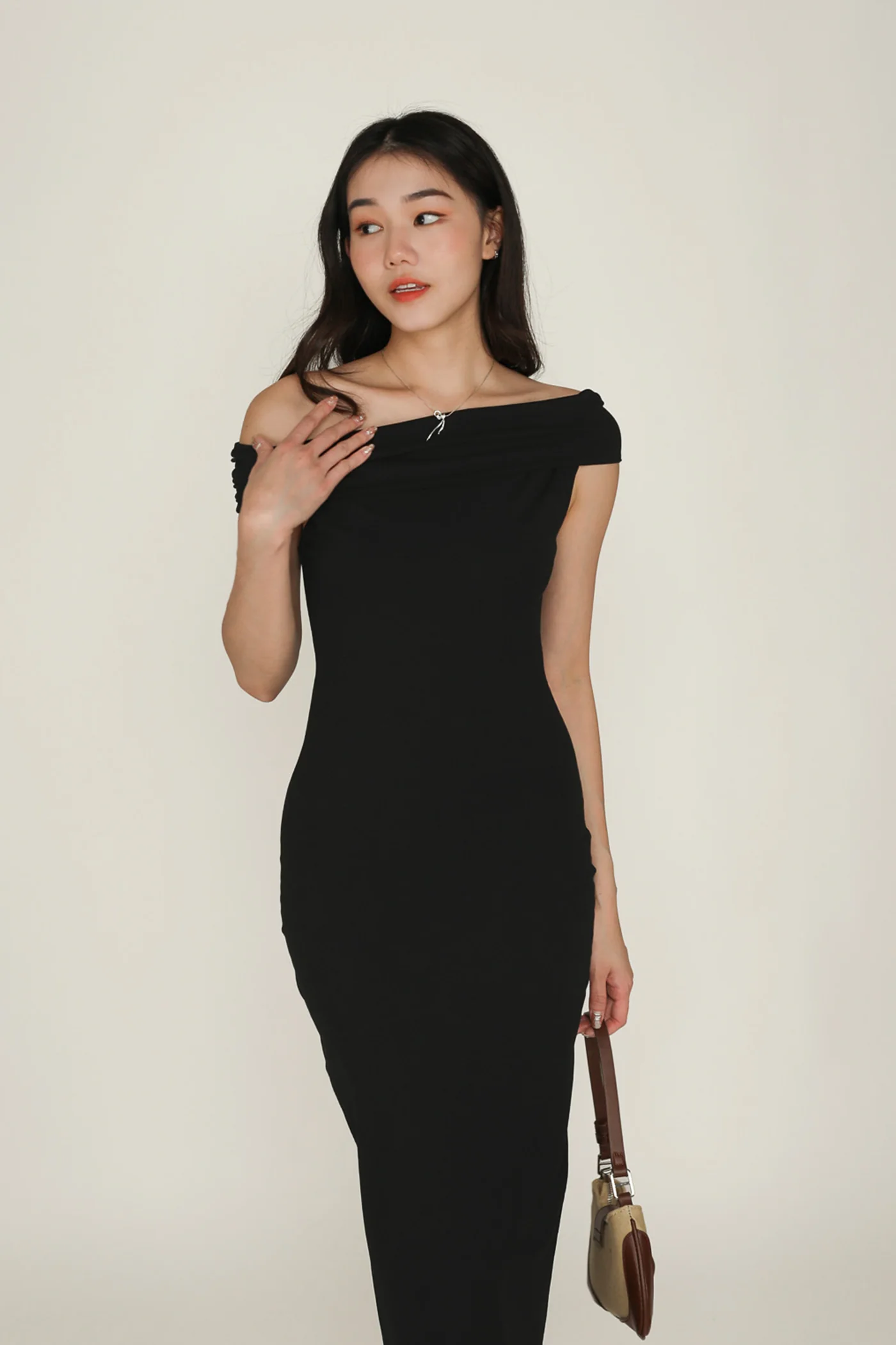 Helena Asymmetrical Shoulder Maxi Dress - Image 5
