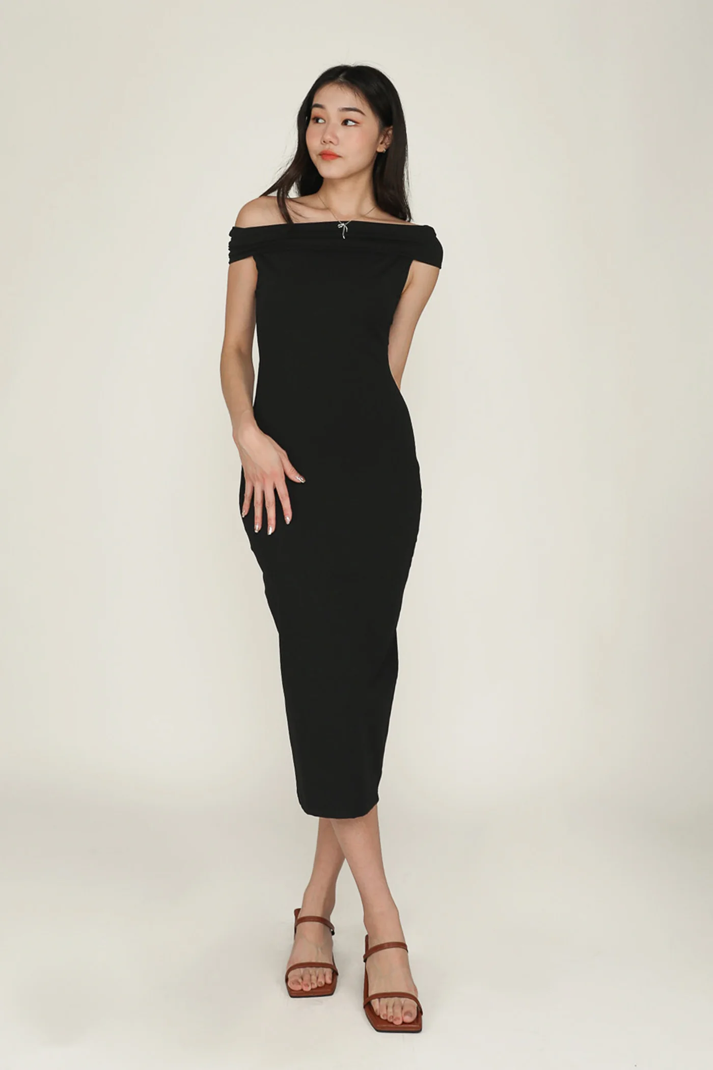 Helena Asymmetrical Shoulder Maxi Dress - Image 6