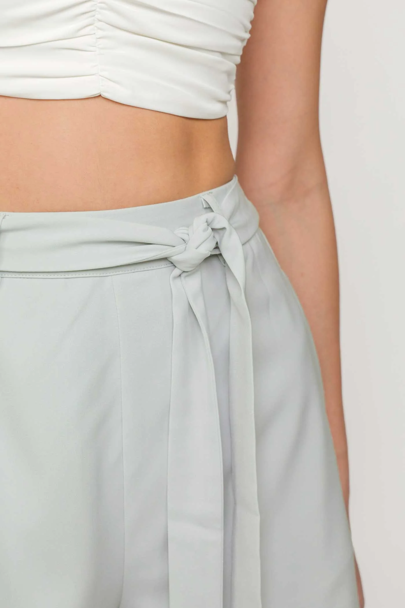 Indy Tie Front Shorts - Image 11