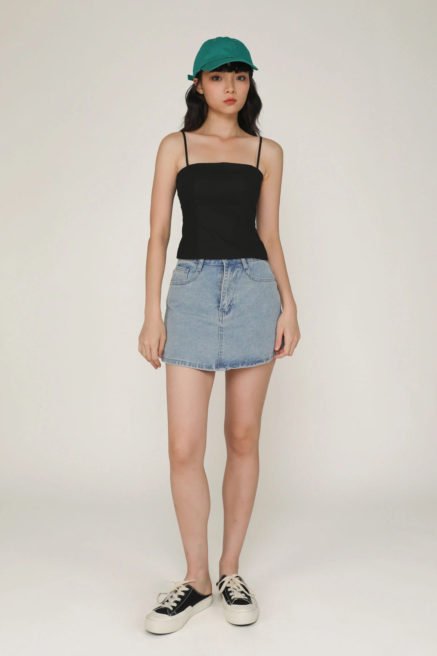 Ivara Linen Padded Top - Image 8