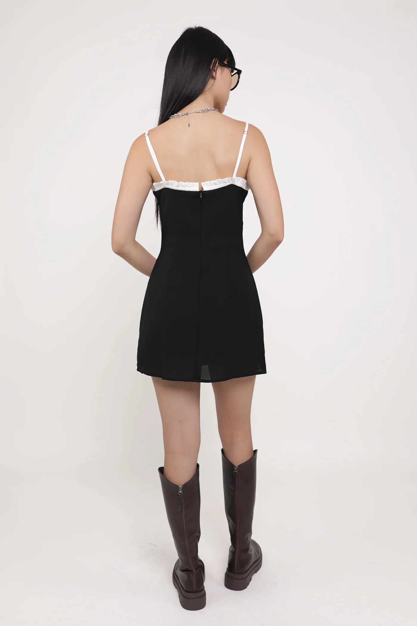 Ivy Ruffles Ribbon Romper - Image 8