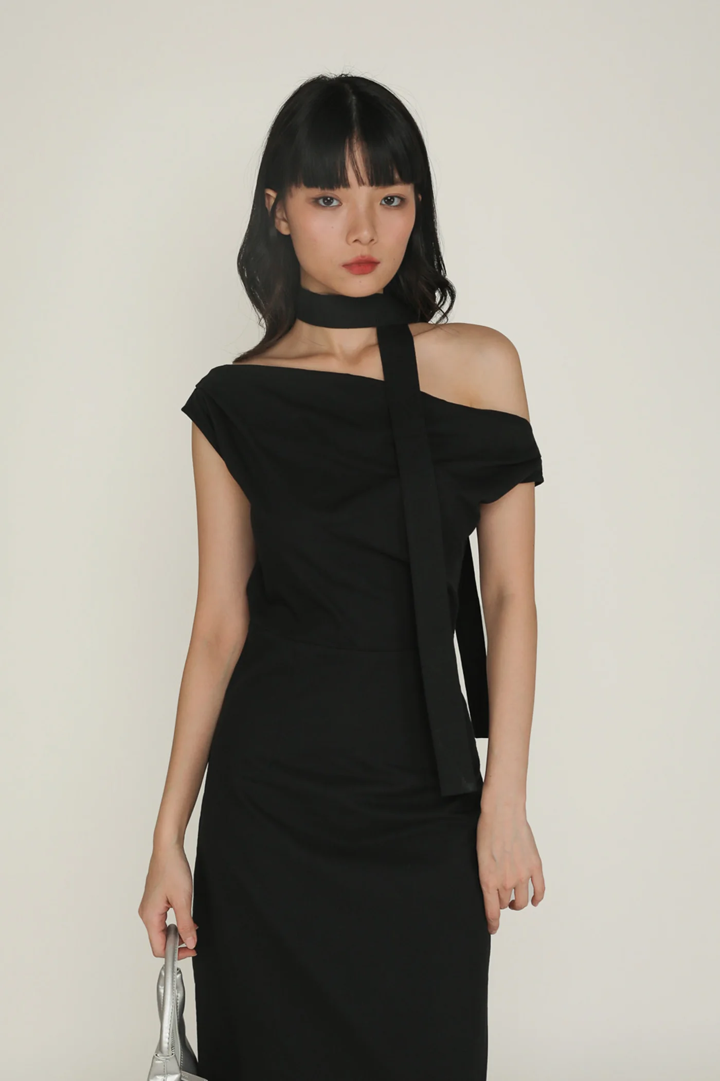Kael Asymmetrical Shoulder Maxi Dress - Image 12