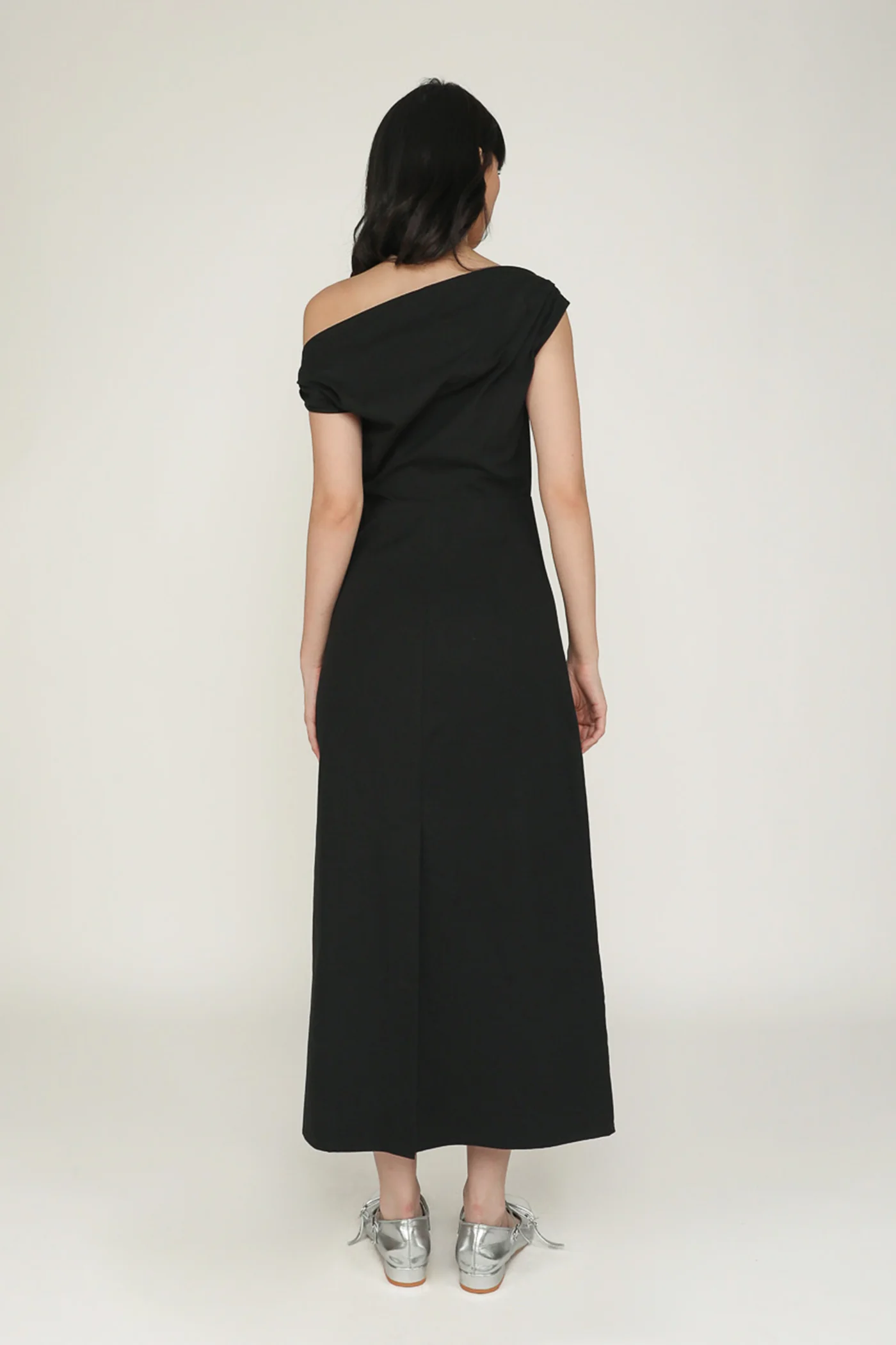 Kael Asymmetrical Shoulder Maxi Dress - Image 14