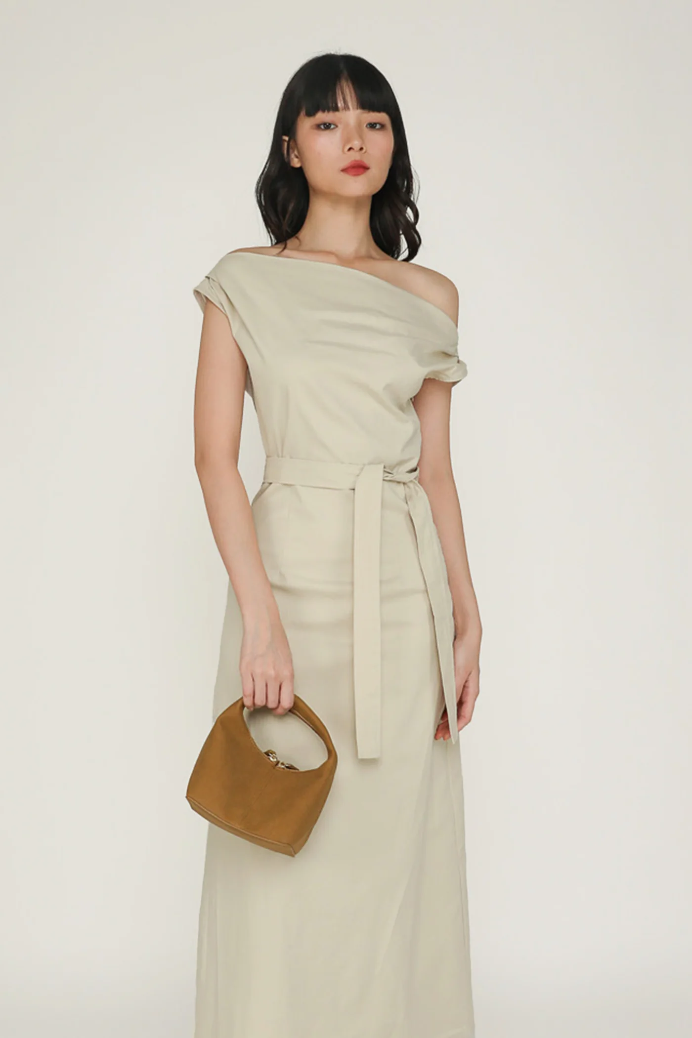 Kael Asymmetrical Shoulder Maxi Dress - Image 17