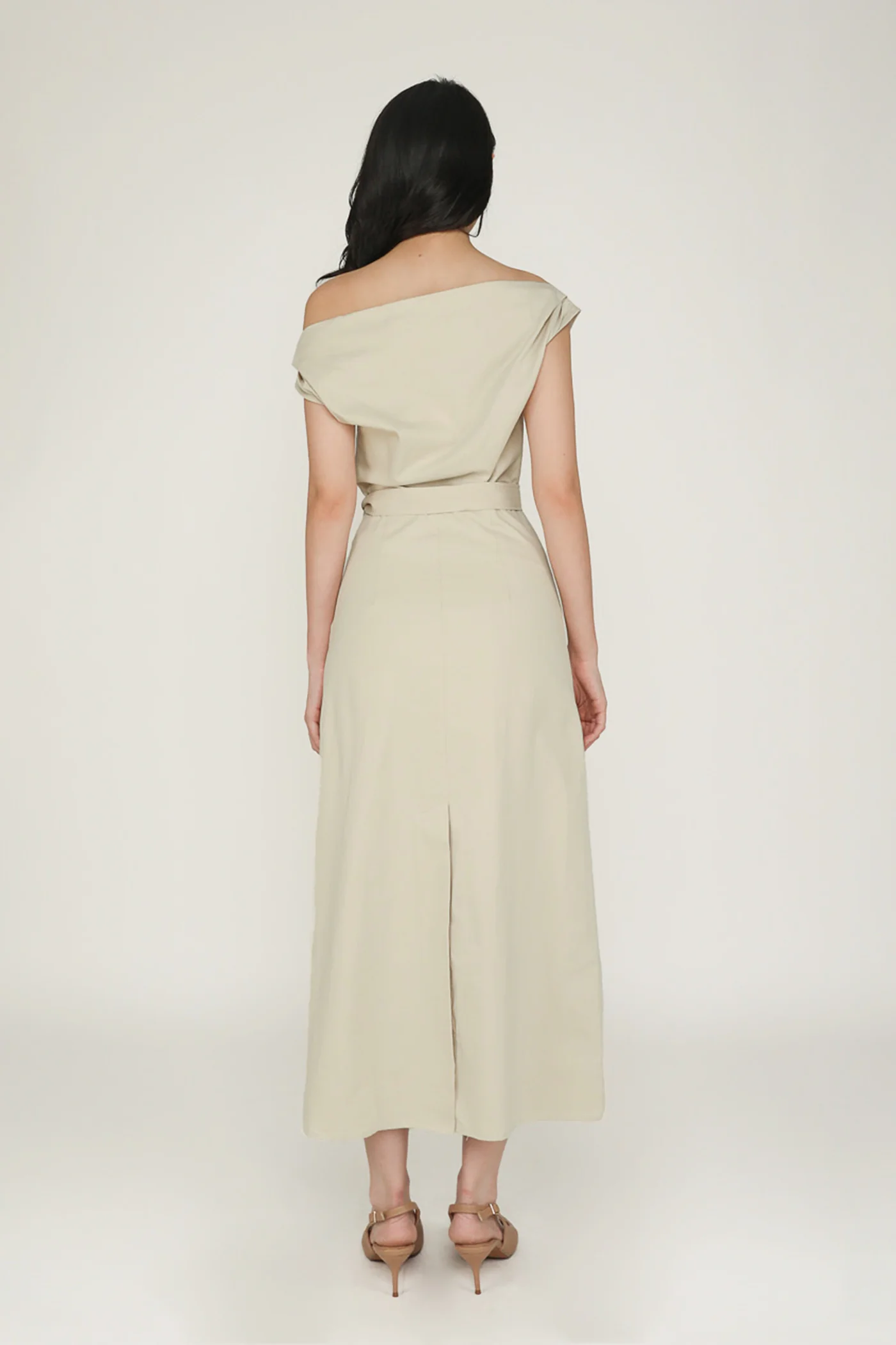 Kael Asymmetrical Shoulder Maxi Dress - Image 21