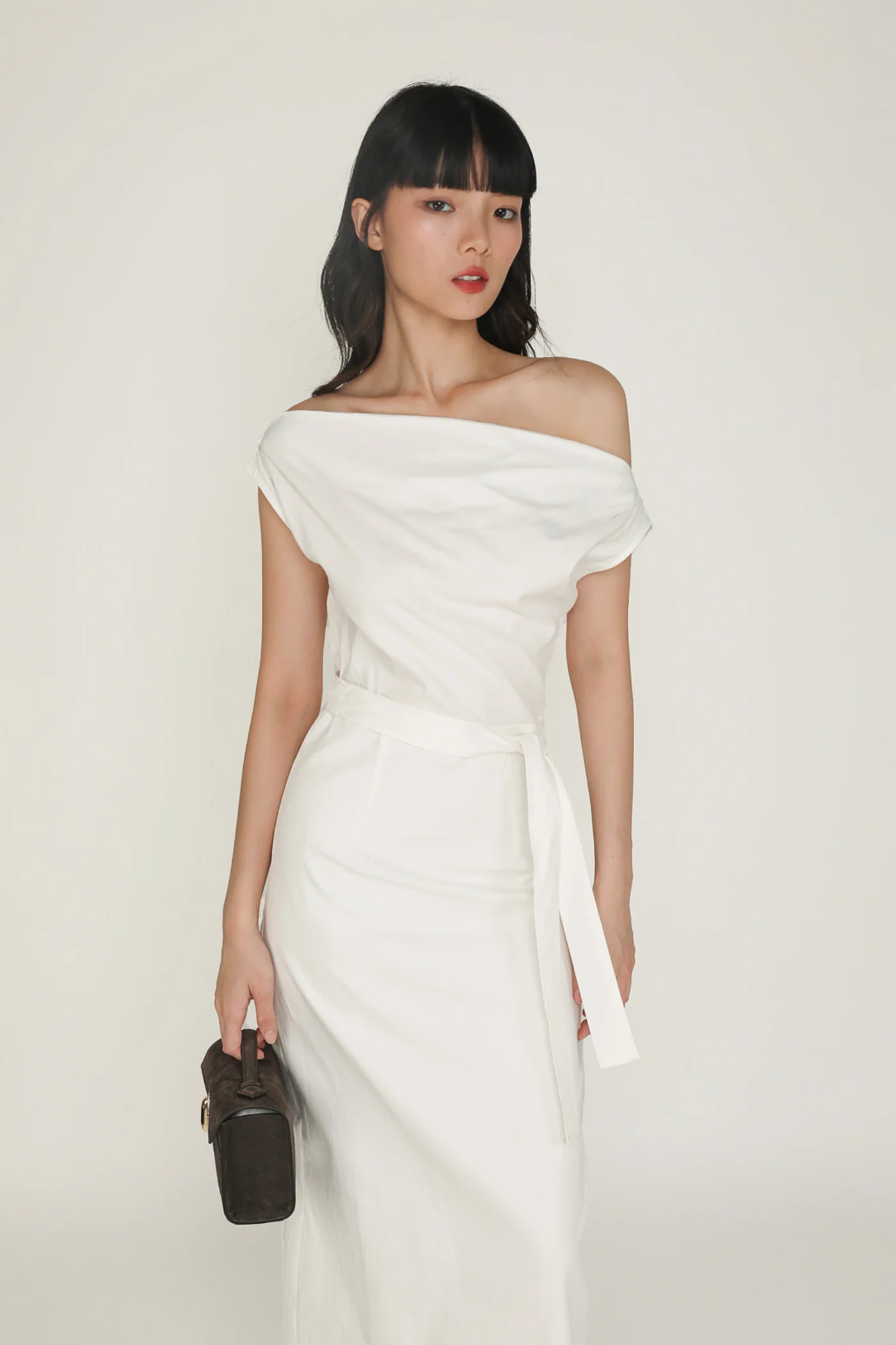 Kael Asymmetrical Shoulder Maxi Dress - Image 3
