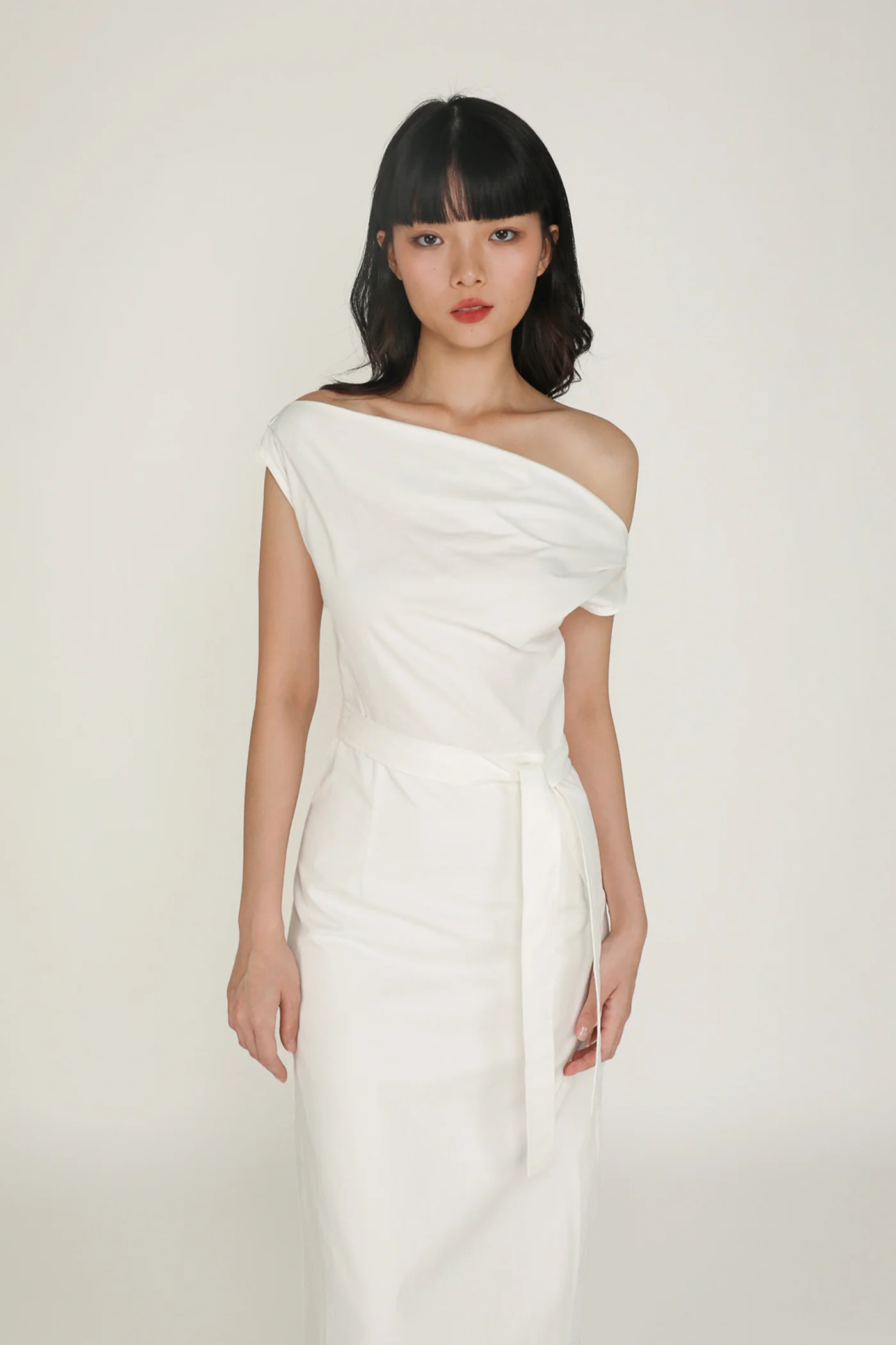 Kael Asymmetrical Shoulder Maxi Dress - Image 5