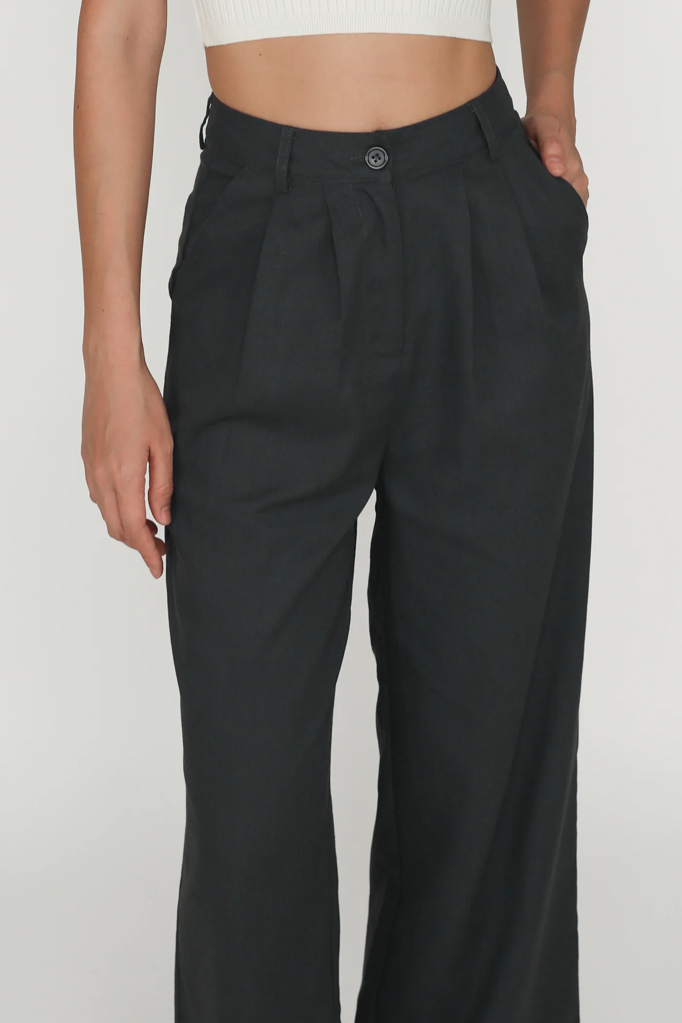 Kason Pleated Linen Pants - Image 11