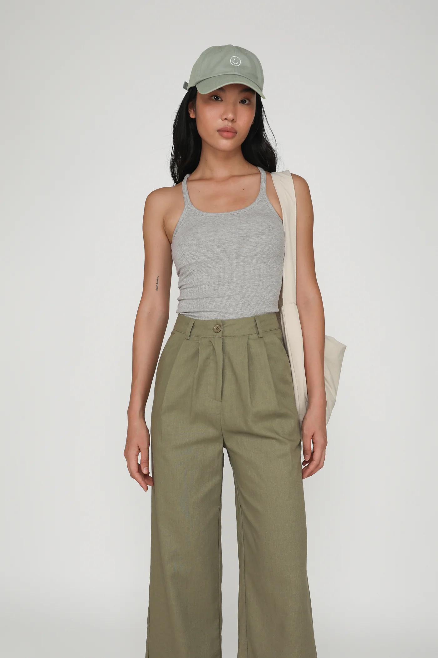 Kason Pleated Linen Pants - Image 32