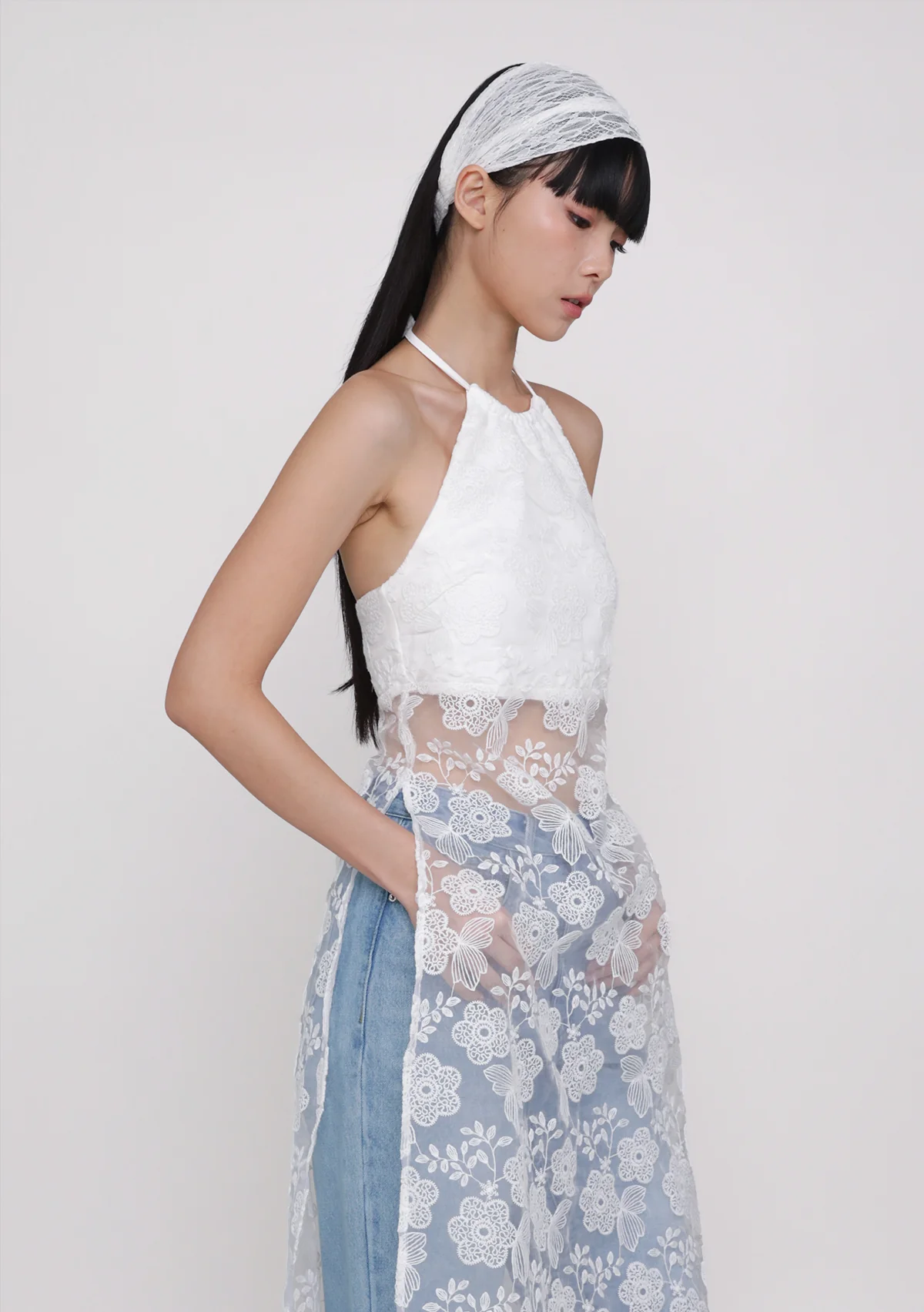 Venecia Lace Longline Top - Image 3