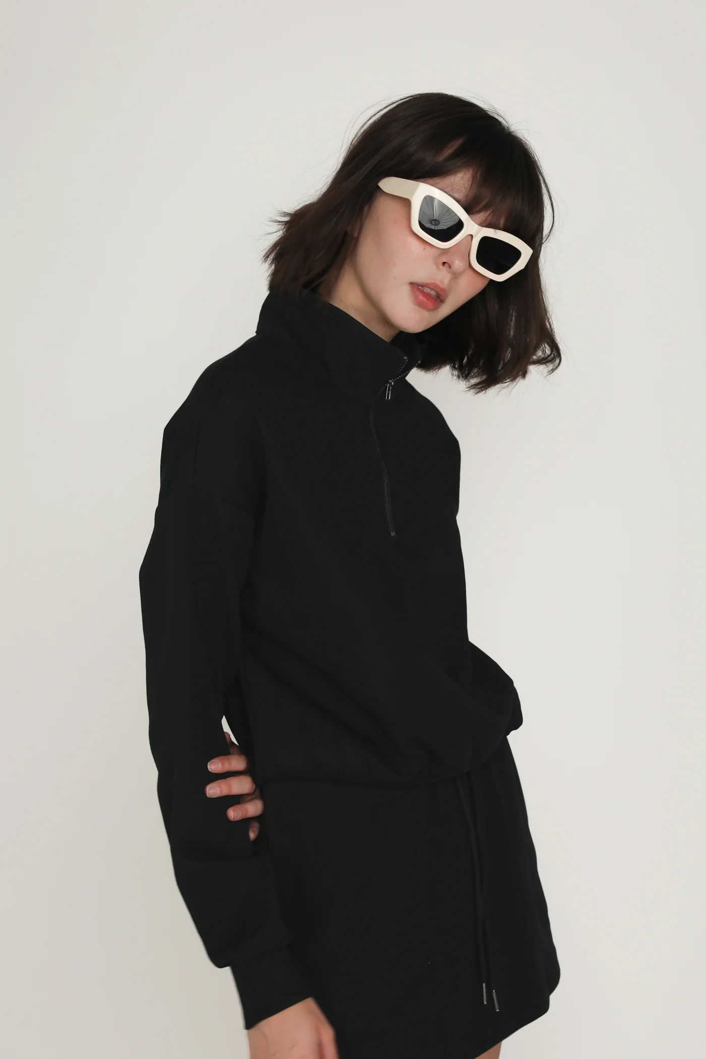 Lauv Half Zip Sweater - Image 5