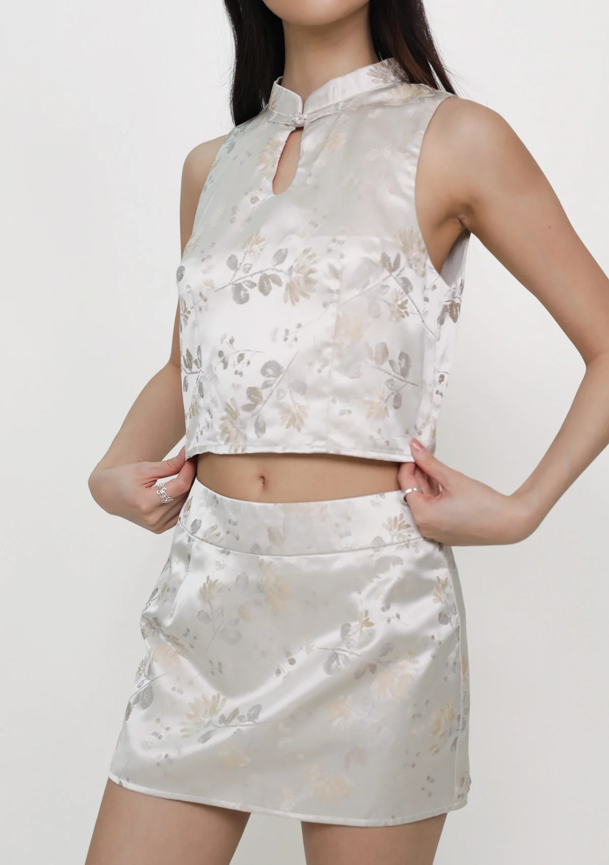 Liora Qipao Cropped Top (Jacquard) - Image 6