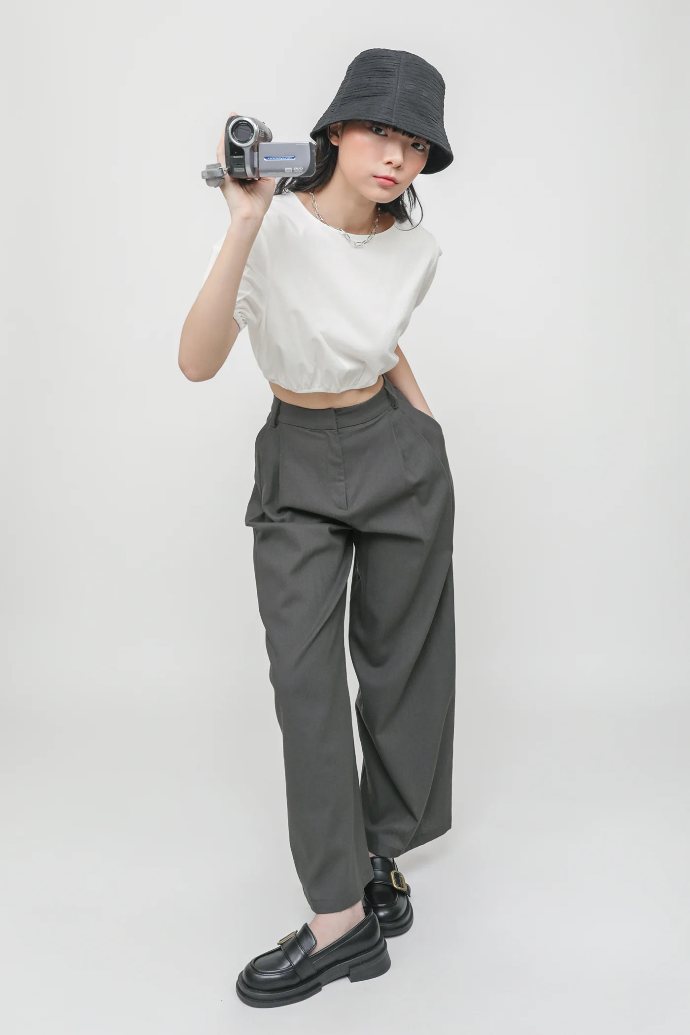Liv Linen Puffy Sleeve Top - Image 10