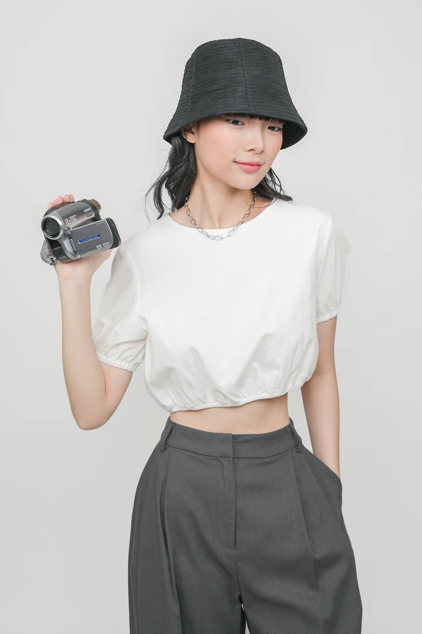 Liv Linen Puffy Sleeve Top - Image 12