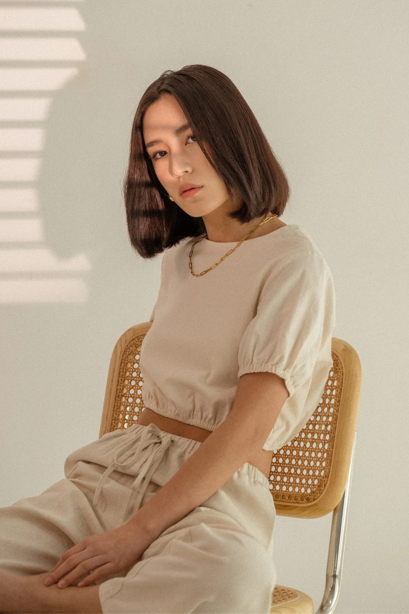 Liv Linen Puffy Sleeve Top - Image 15