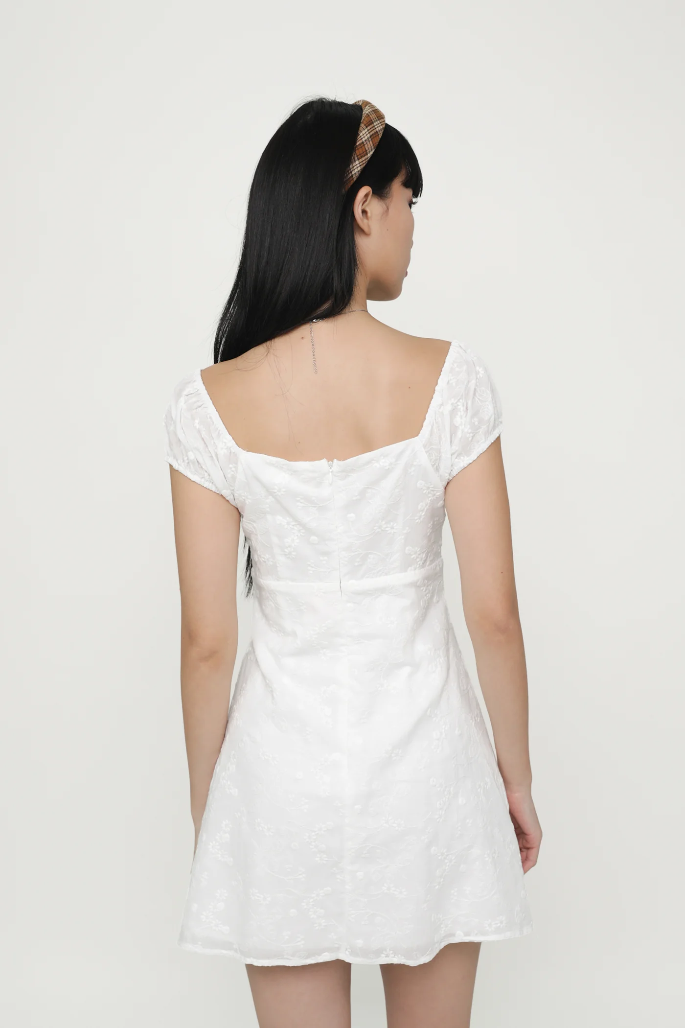 Lovelle Eyelet Sleeve Romper - Image 11